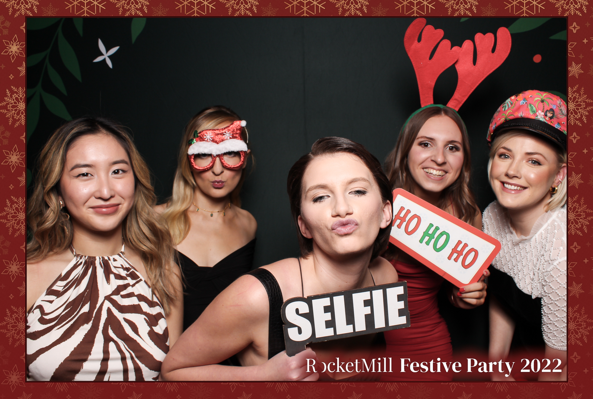 RocketMill Festive Party 2022 | View more photos from the event at gallery.freshbooths.com/u/FreshBooths/RocketMill-Festive-Party-2022