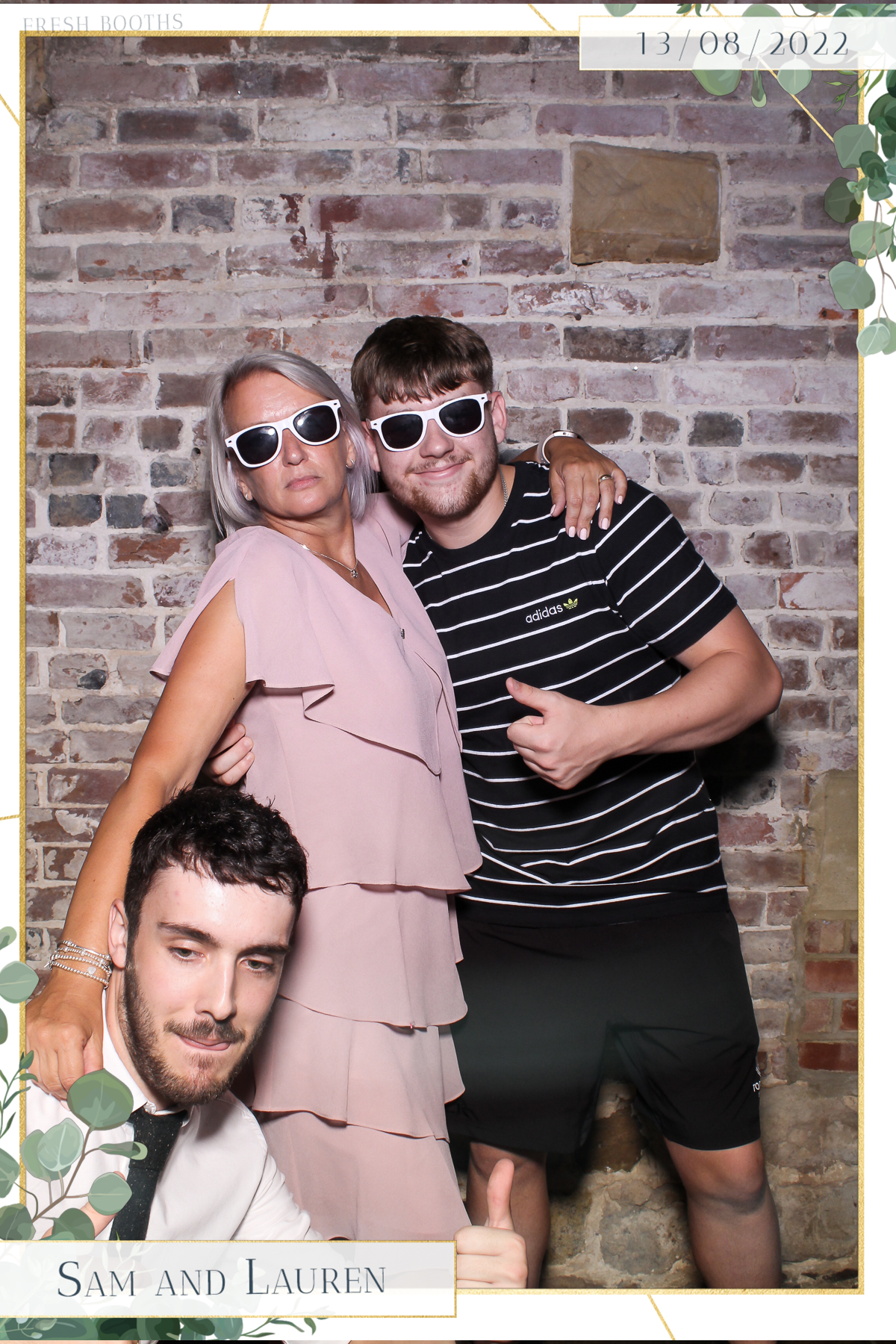 Sam & Lauren- Selfie Mirror | View more photos from the event at gallery.freshbooths.com/u/FreshBooths/Sam-Lauren-Selfie-Mirror