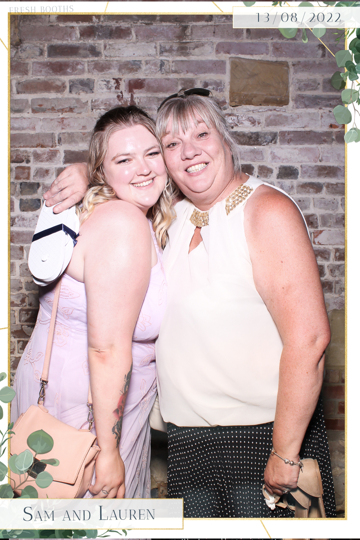 Sam & Lauren- Selfie Mirror | View more photos from the event at gallery.freshbooths.com/u/FreshBooths/Sam-Lauren-Selfie-Mirror