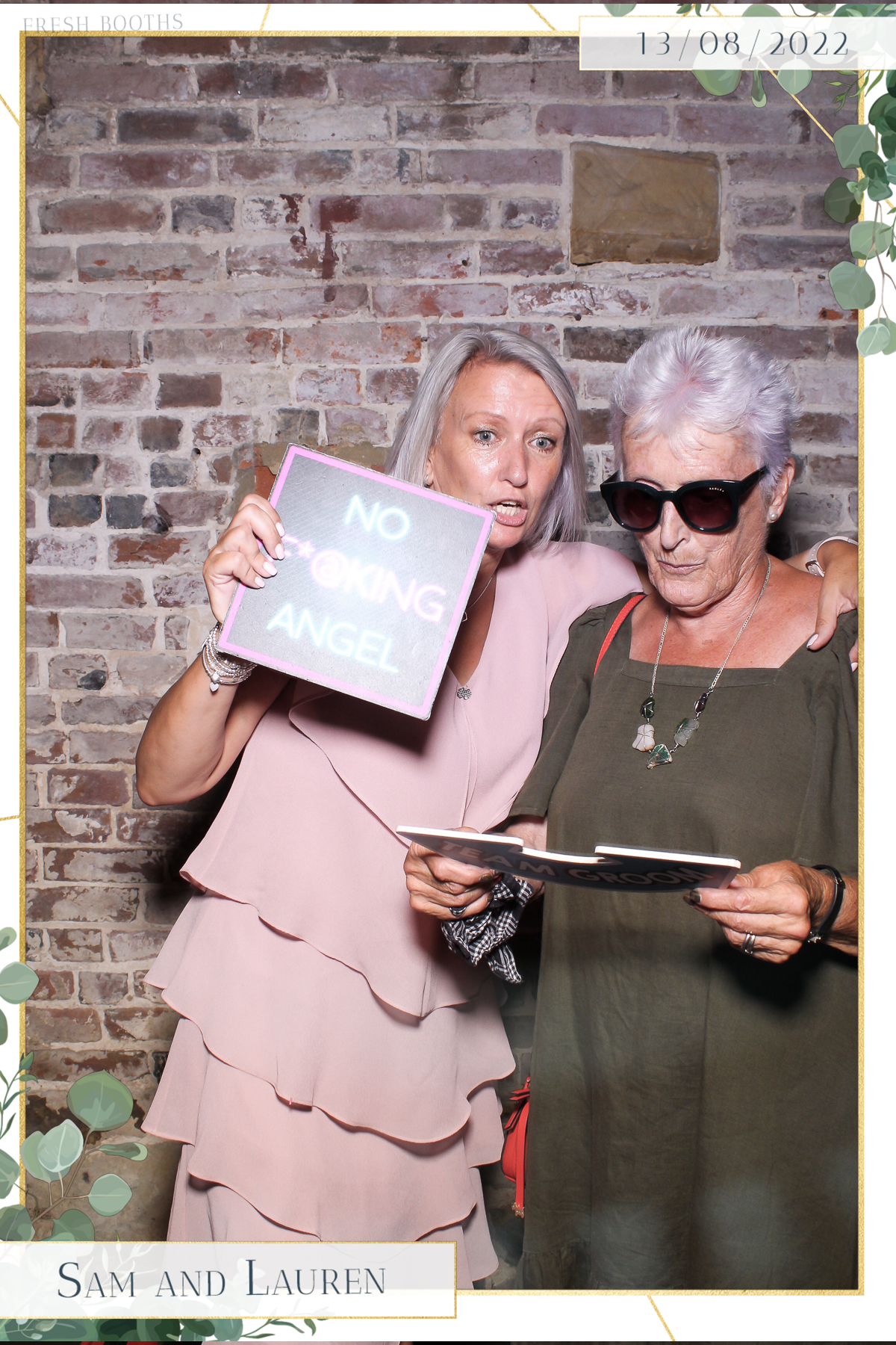Sam & Lauren- Selfie Mirror | View more photos from the event at gallery.freshbooths.com/u/FreshBooths/Sam-Lauren-Selfie-Mirror
