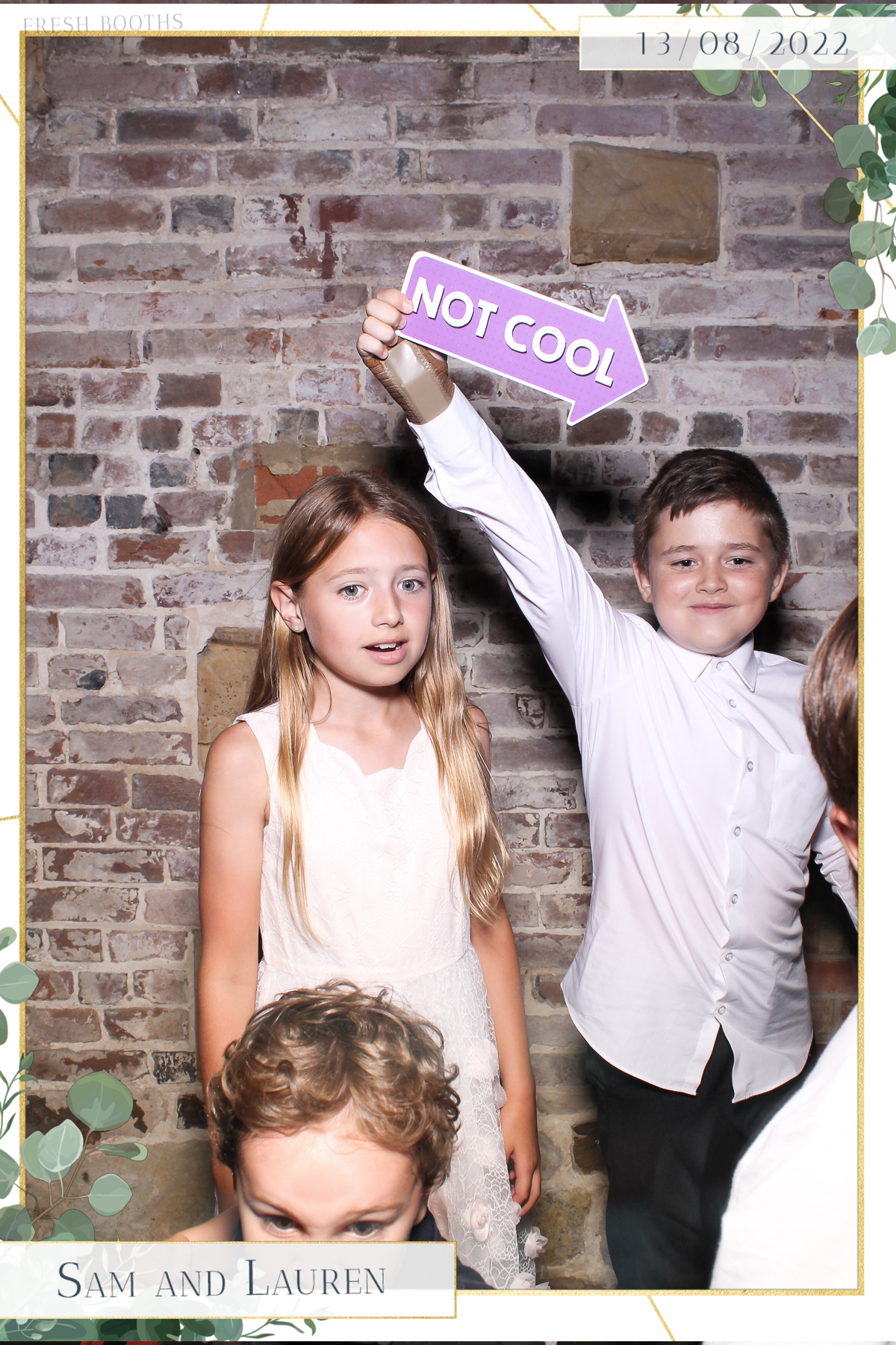 Sam & Lauren- Selfie Mirror | View more photos from the event at gallery.freshbooths.com/u/FreshBooths/Sam-Lauren-Selfie-Mirror