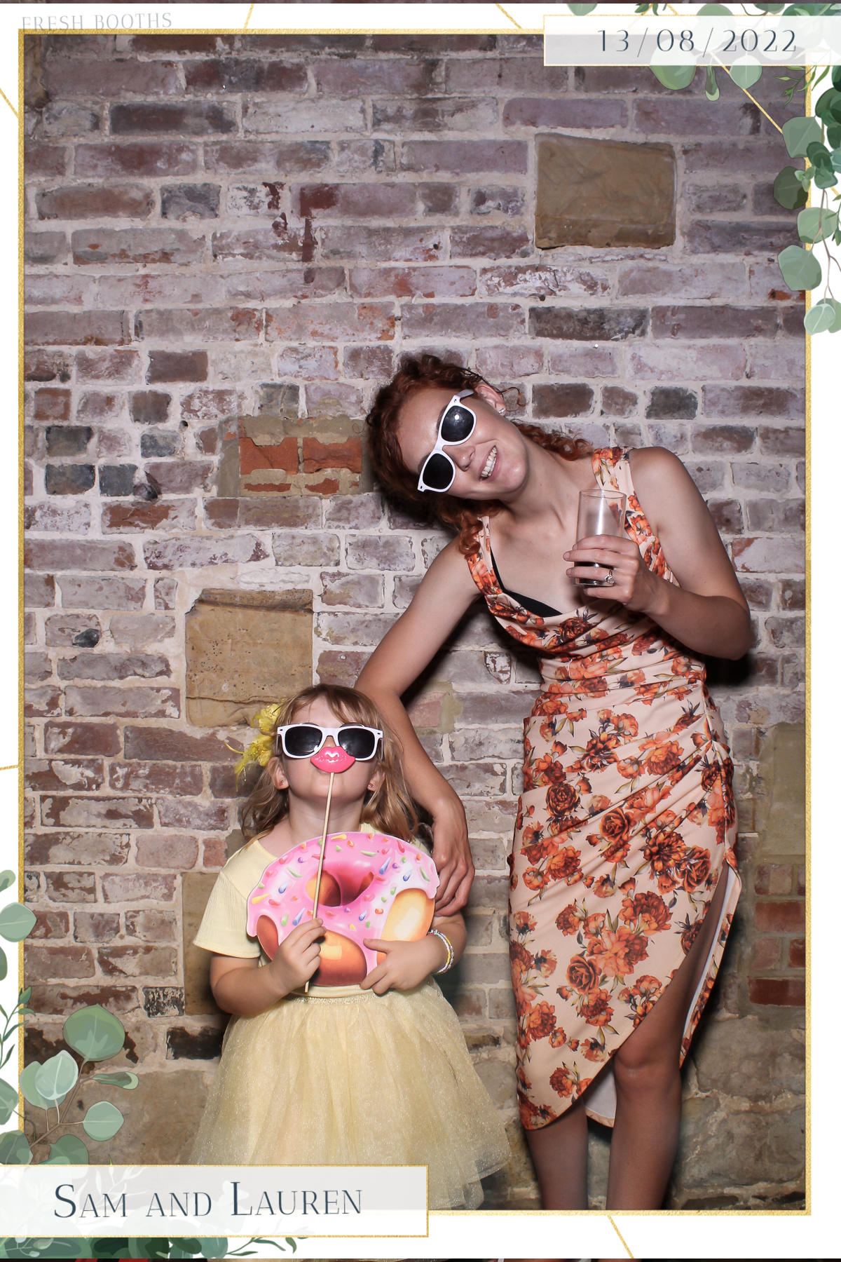 Sam & Lauren- Selfie Mirror | View more photos from the event at gallery.freshbooths.com/u/FreshBooths/Sam-Lauren-Selfie-Mirror