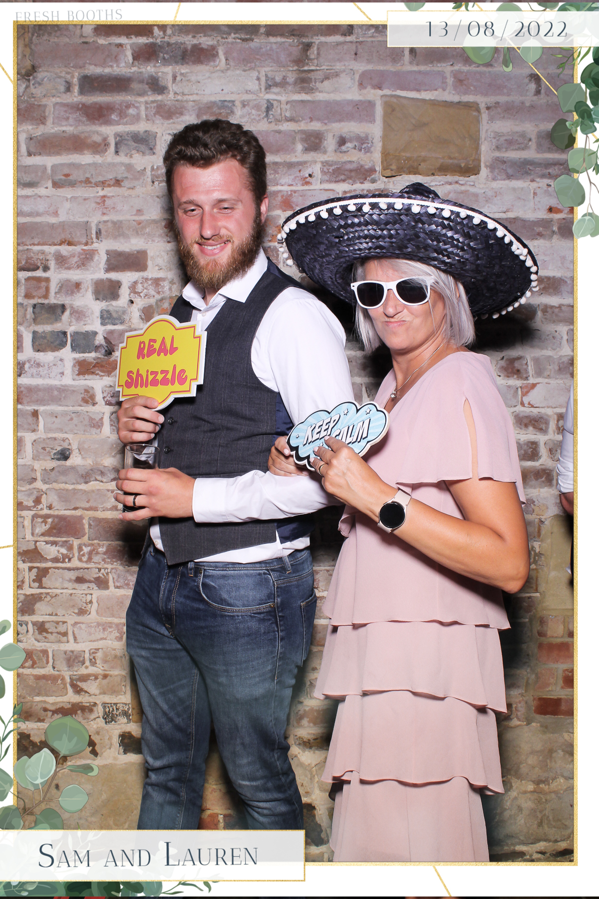 Sam & Lauren- Selfie Mirror | View more photos from the event at gallery.freshbooths.com/u/FreshBooths/Sam-Lauren-Selfie-Mirror