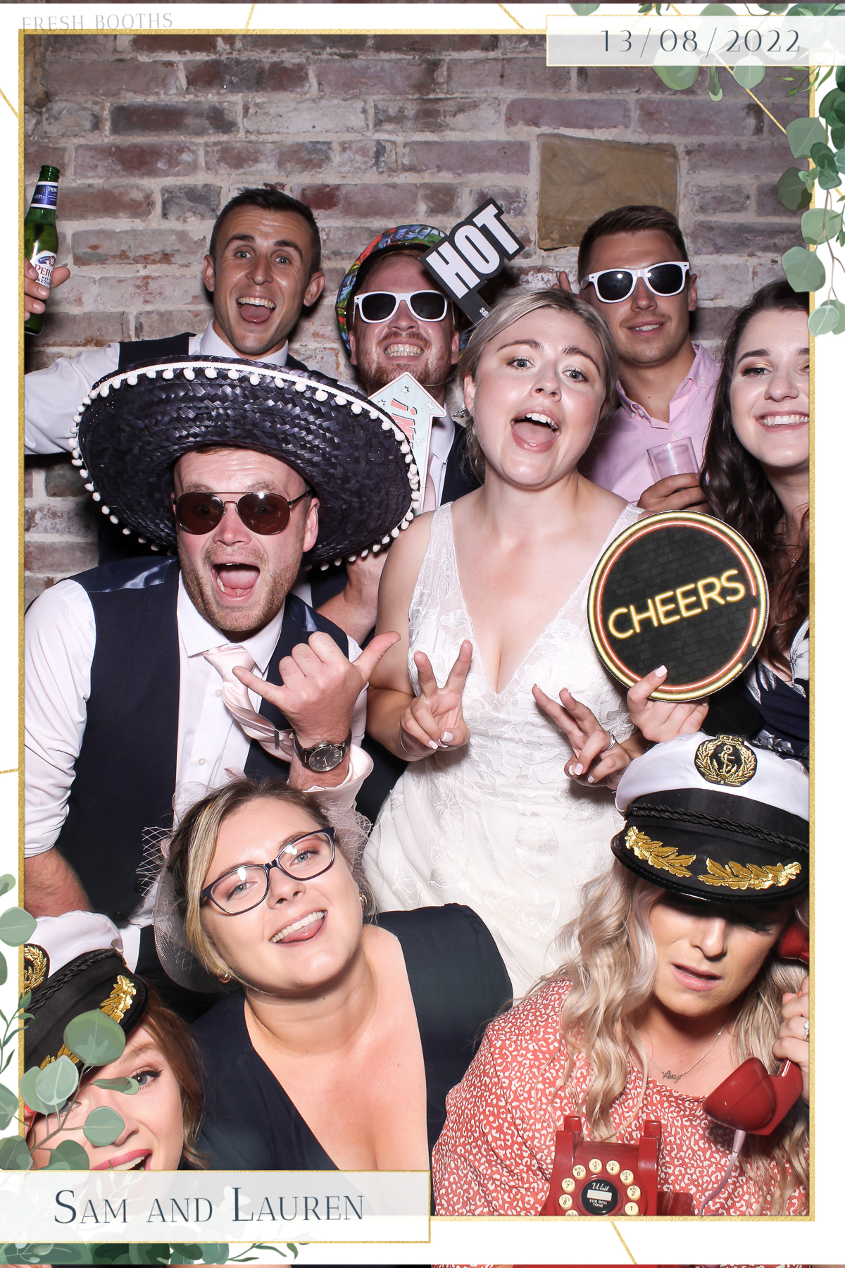 Sam & Lauren- Selfie Mirror | View more photos from the event at gallery.freshbooths.com/u/FreshBooths/Sam-Lauren-Selfie-Mirror