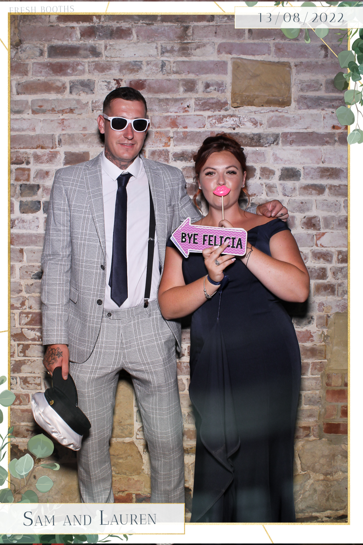 Sam & Lauren- Selfie Mirror | View more photos from the event at gallery.freshbooths.com/u/FreshBooths/Sam-Lauren-Selfie-Mirror
