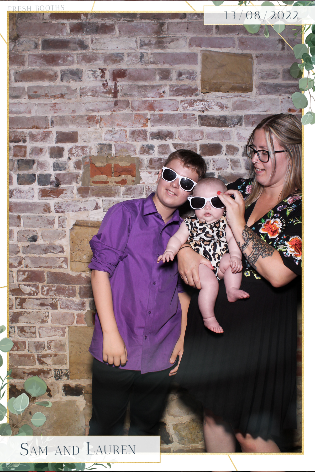 Sam & Lauren- Selfie Mirror | View more photos from the event at gallery.freshbooths.com/u/FreshBooths/Sam-Lauren-Selfie-Mirror