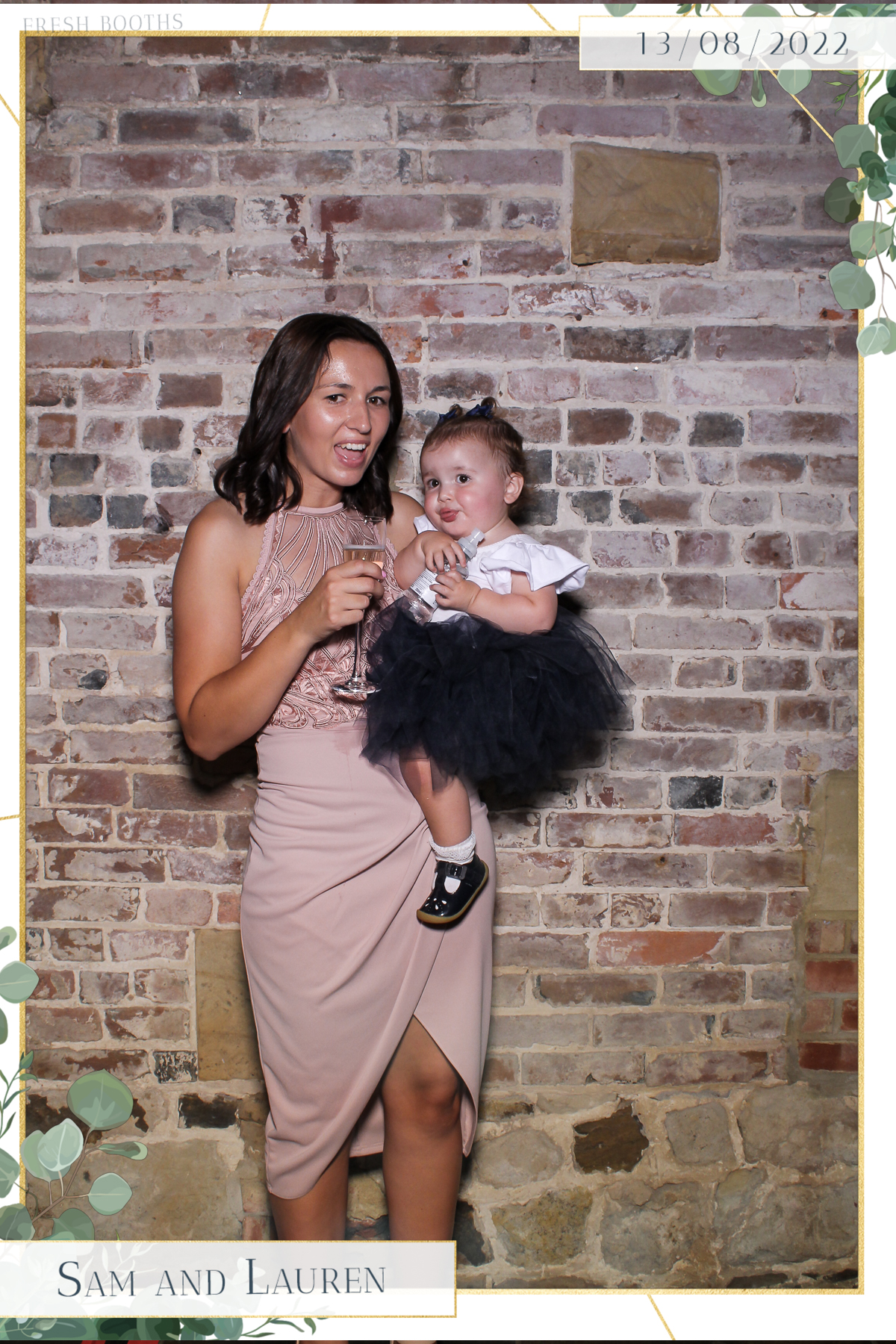 Sam & Lauren- Selfie Mirror | View more photos from the event at gallery.freshbooths.com/u/FreshBooths/Sam-Lauren-Selfie-Mirror