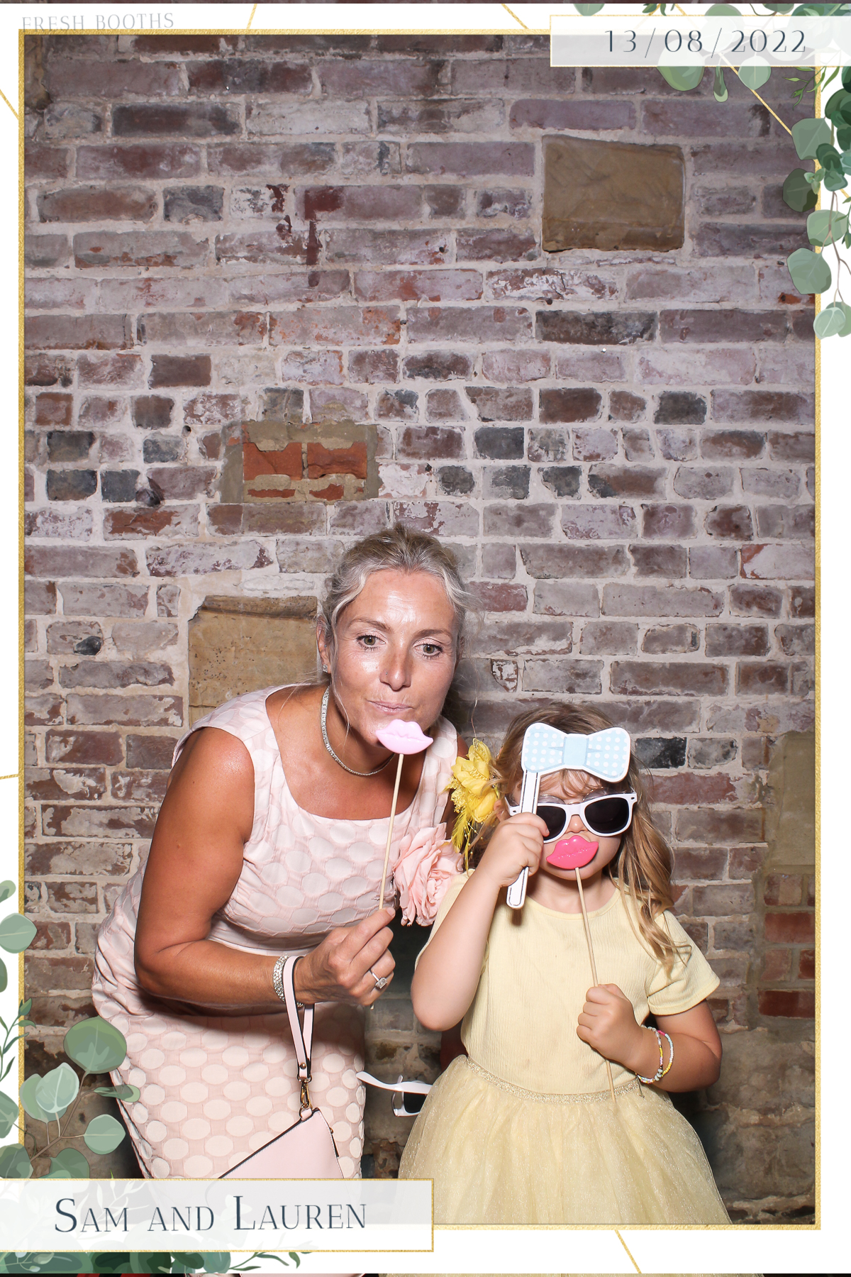 Sam & Lauren- Selfie Mirror | View more photos from the event at gallery.freshbooths.com/u/FreshBooths/Sam-Lauren-Selfie-Mirror