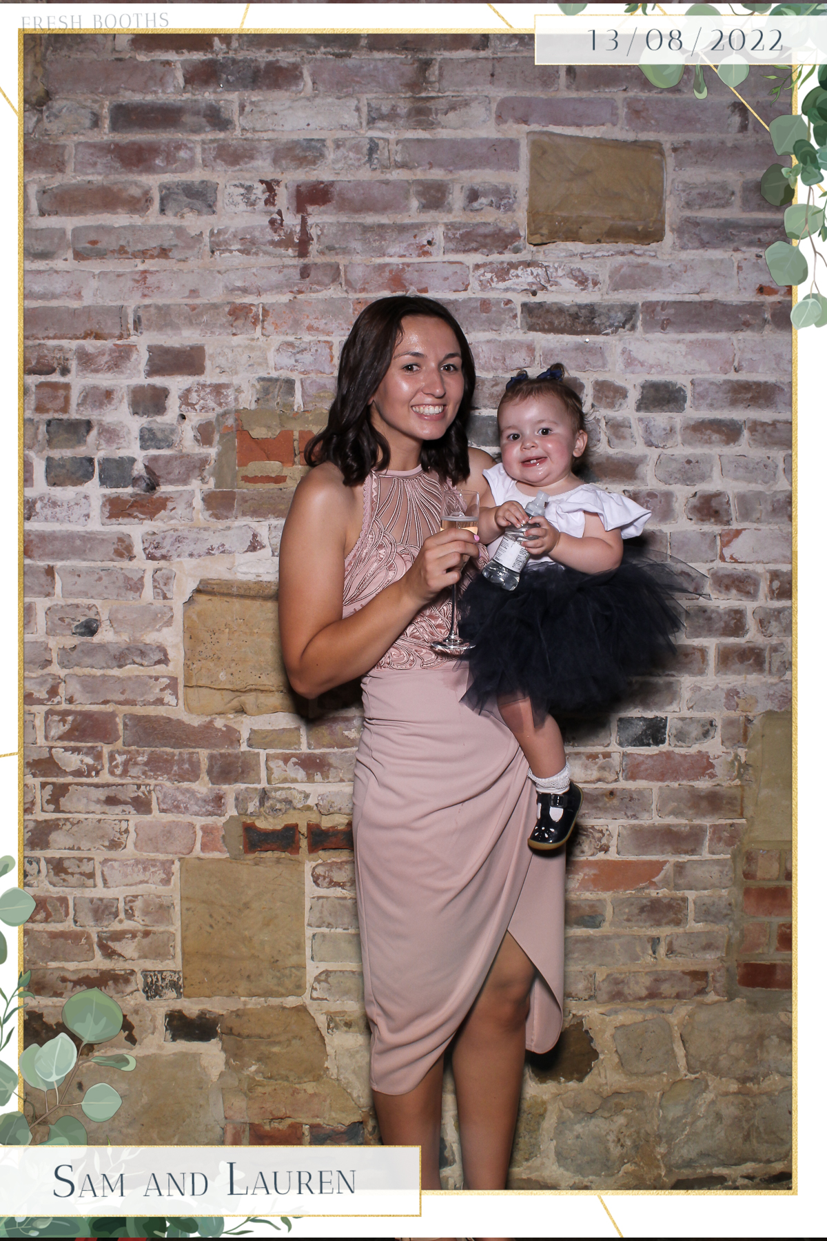 Sam & Lauren- Selfie Mirror | View more photos from the event at gallery.freshbooths.com/u/FreshBooths/Sam-Lauren-Selfie-Mirror