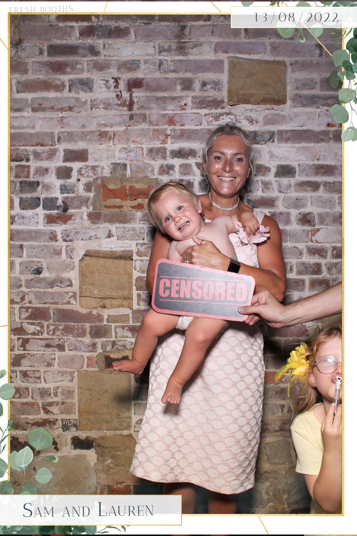 Sam & Lauren- Selfie Mirror | View more photos from the event at gallery.freshbooths.com/u/FreshBooths/Sam-Lauren-Selfie-Mirror
