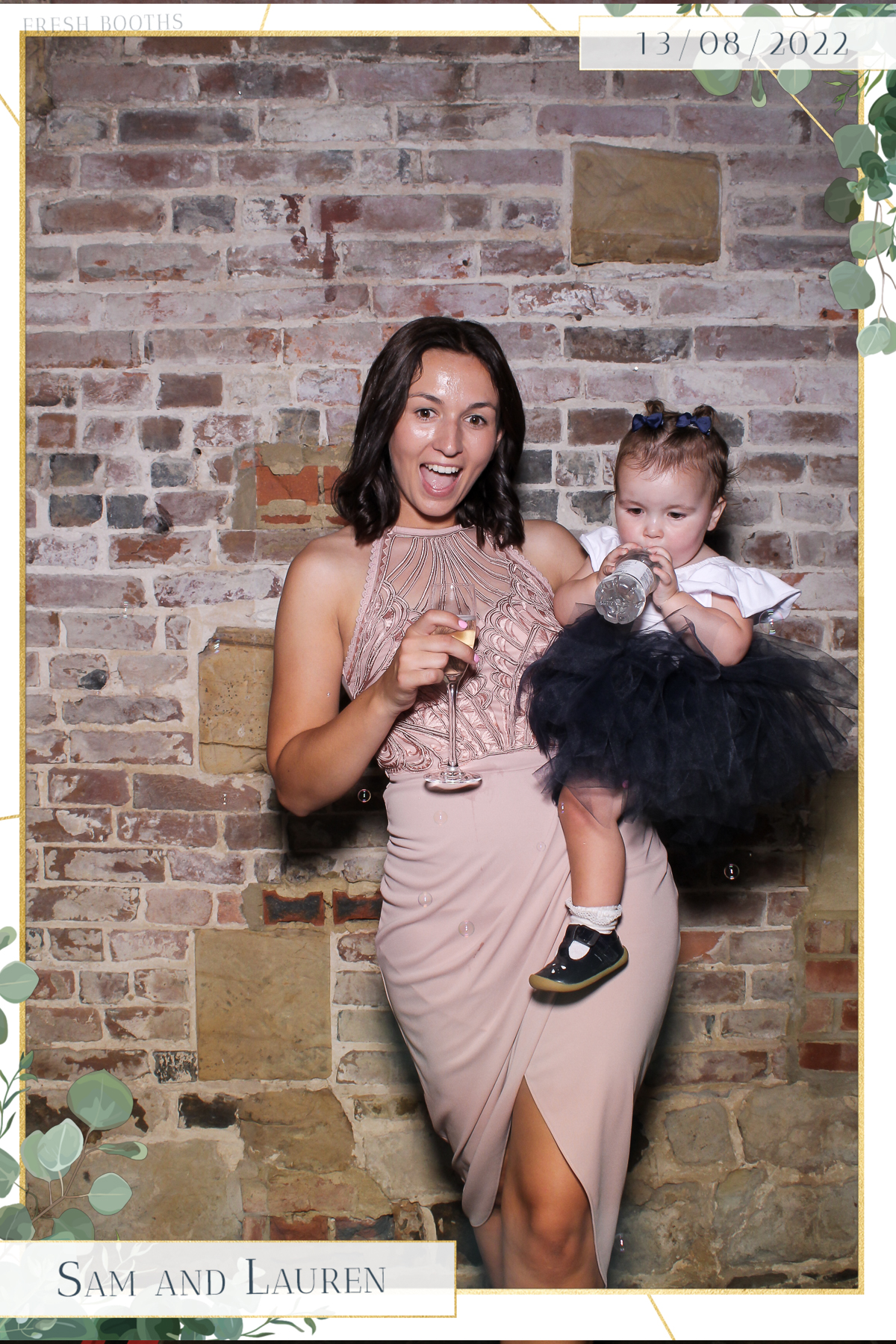 Sam & Lauren- Selfie Mirror | View more photos from the event at gallery.freshbooths.com/u/FreshBooths/Sam-Lauren-Selfie-Mirror