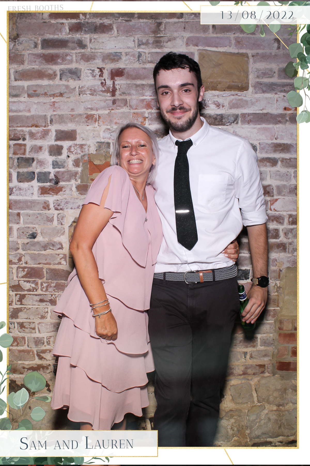 Sam & Lauren- Selfie Mirror | View more photos from the event at gallery.freshbooths.com/u/FreshBooths/Sam-Lauren-Selfie-Mirror
