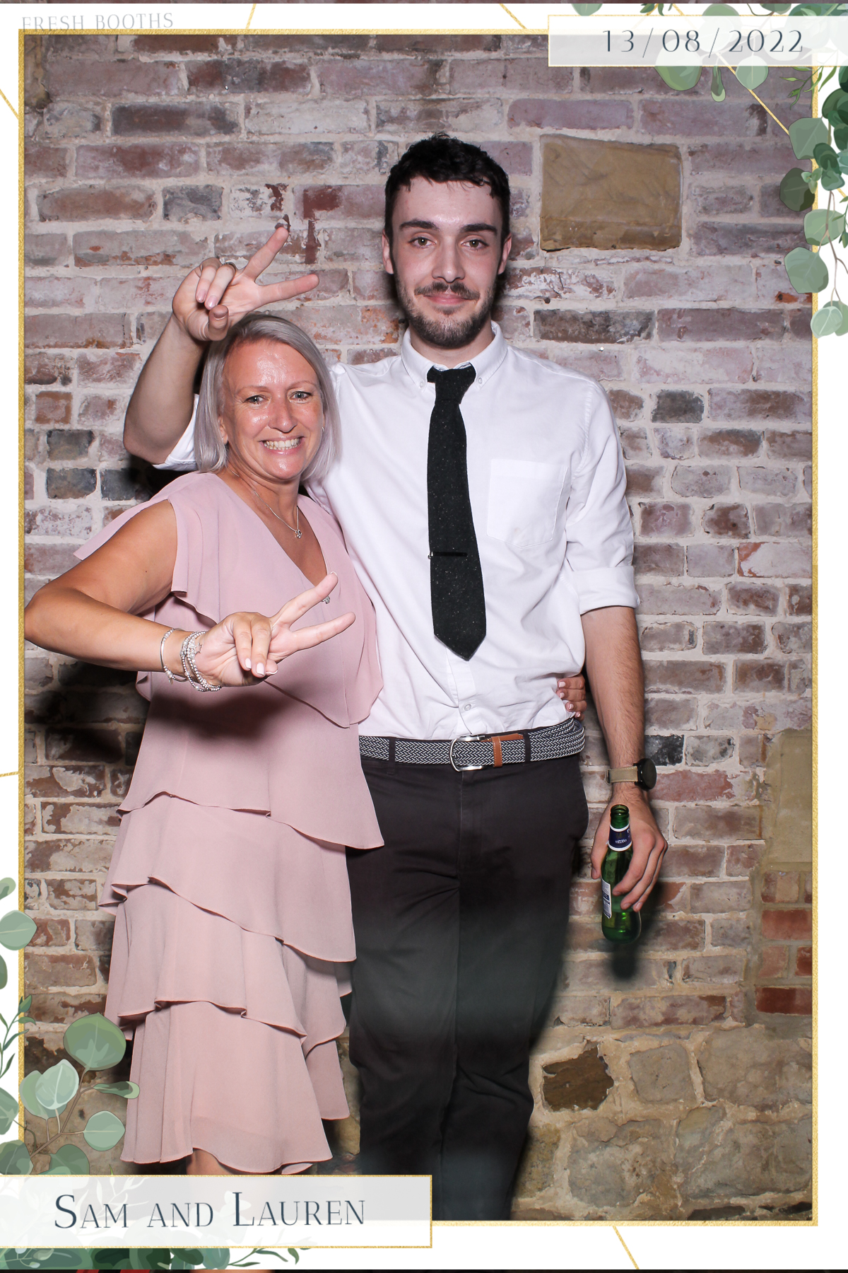 Sam & Lauren- Selfie Mirror | View more photos from the event at gallery.freshbooths.com/u/FreshBooths/Sam-Lauren-Selfie-Mirror