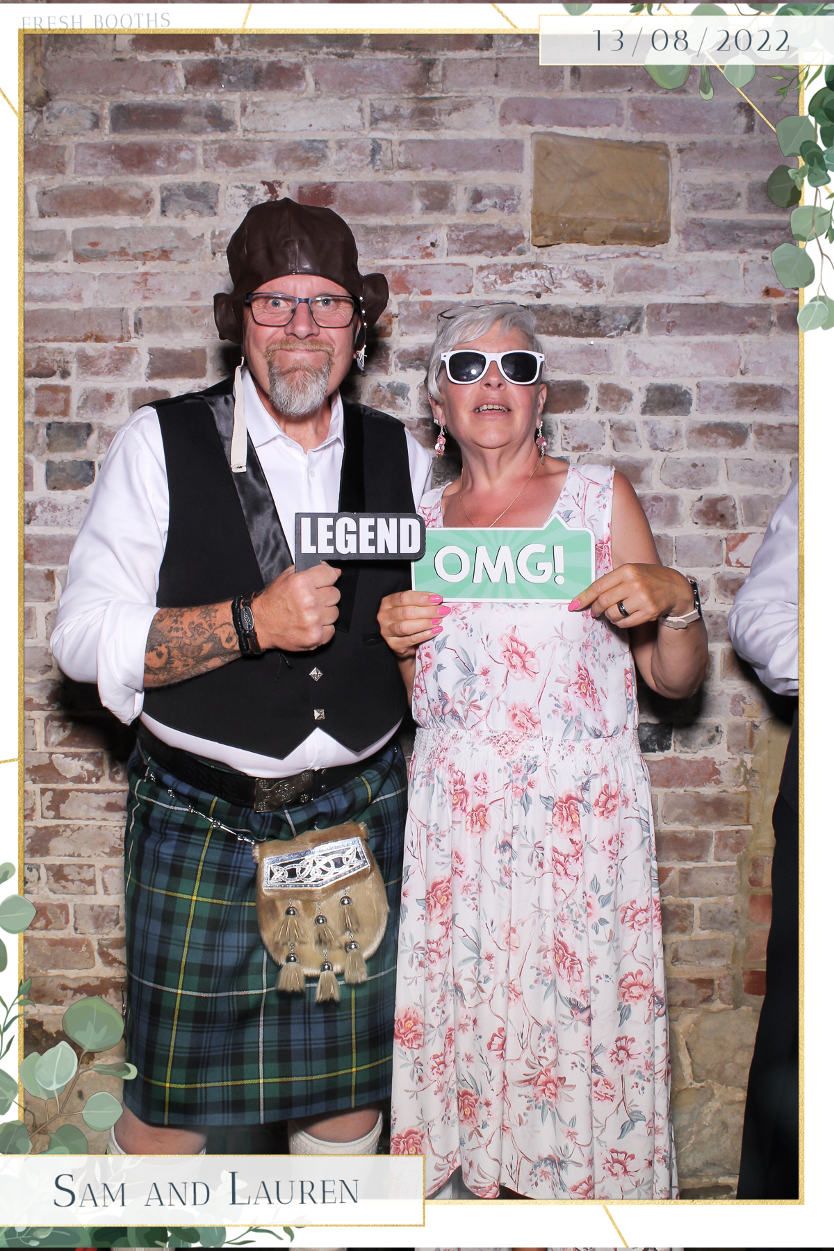 Sam & Lauren- Selfie Mirror | View more photos from the event at gallery.freshbooths.com/u/FreshBooths/Sam-Lauren-Selfie-Mirror