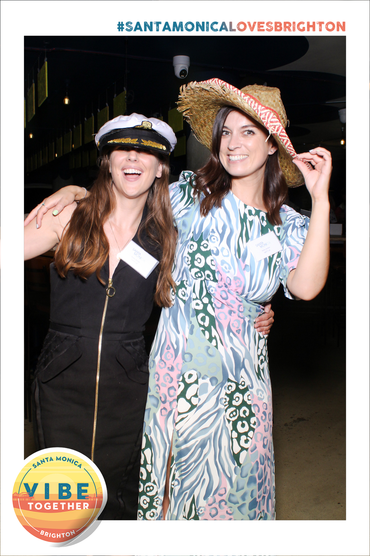 SantaMonica x Brighton - Selfie Mirror | View more photos from the event at gallery.freshbooths.com/u/FreshBooths/SantaMonica-x-Brighton-Selfie-Mirror