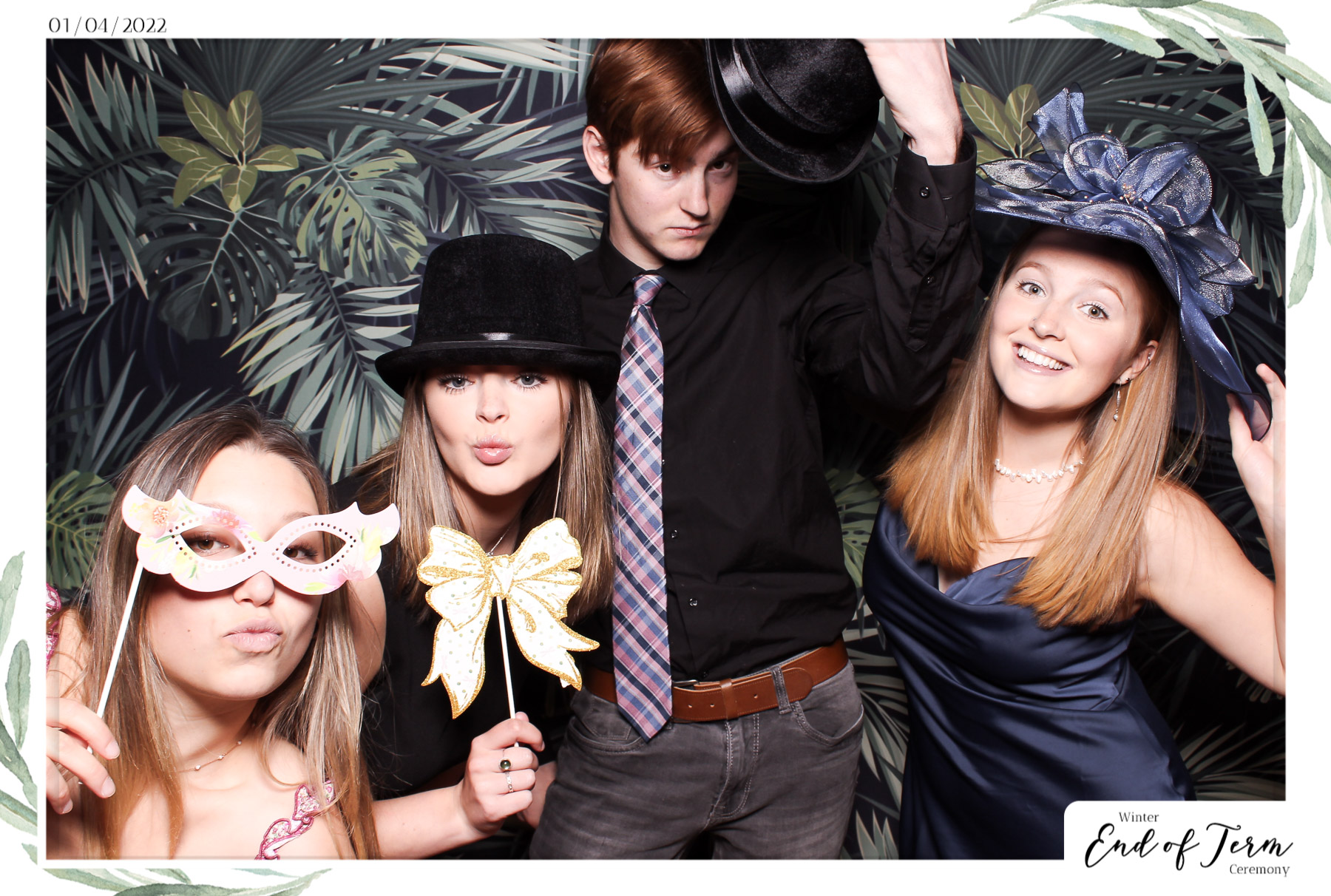 Winter End of Term Ceremony - Classic Open Booth | View more photos from the event at gallery.freshbooths.com/u/FreshBooths/Winter-End-of-Term-Ceremony-Classic-Open-Booth-0
