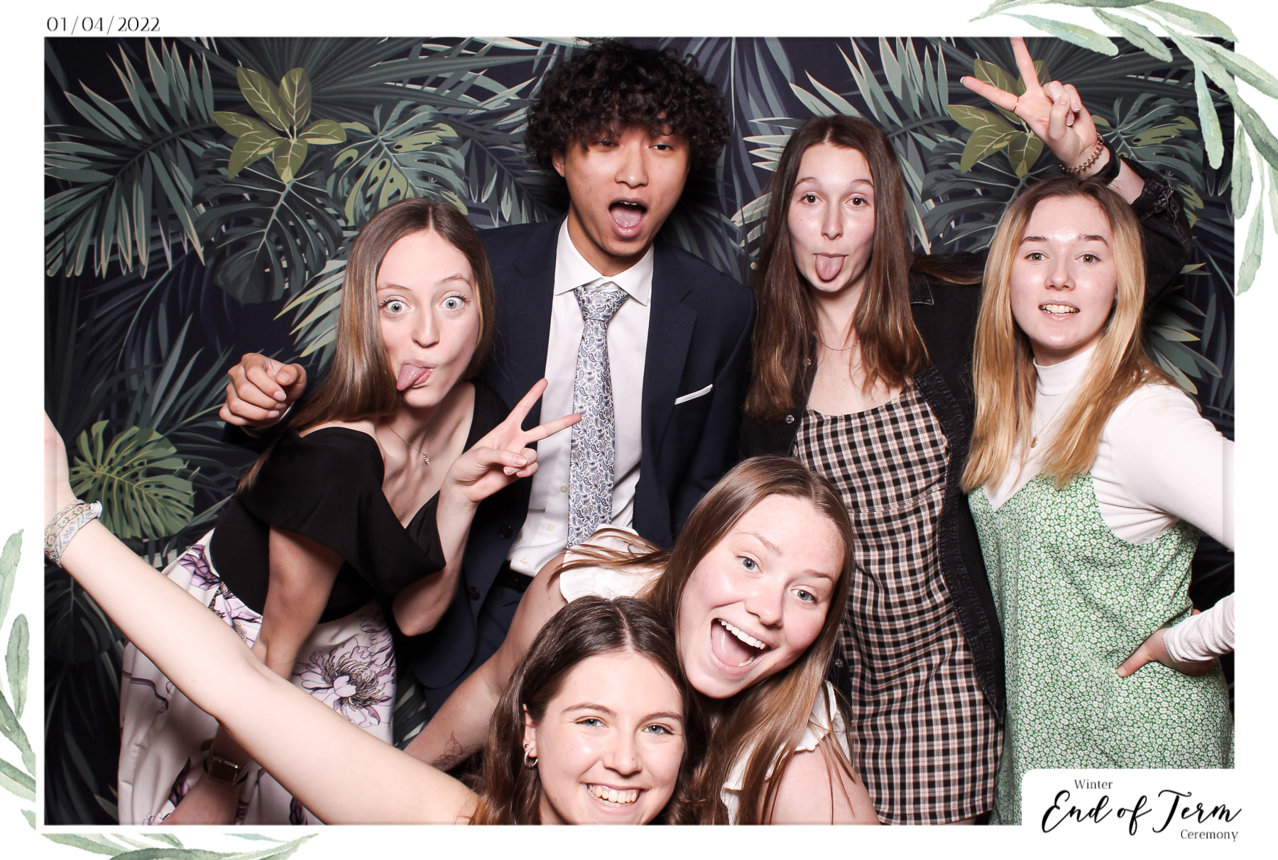 Winter End of Term Ceremony - Classic Open Booth | View more photos from the event at gallery.freshbooths.com/u/FreshBooths/Winter-End-of-Term-Ceremony-Classic-Open-Booth-0