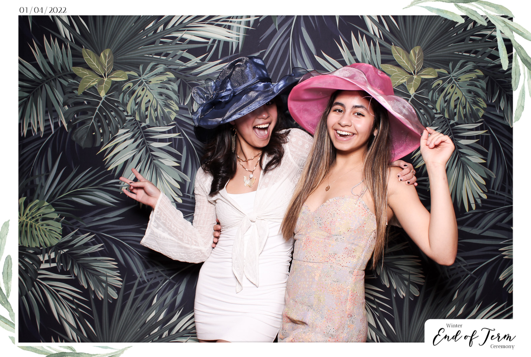 Winter End of Term Ceremony - Classic Open Booth | View more photos from the event at gallery.freshbooths.com/u/FreshBooths/Winter-End-of-Term-Ceremony-Classic-Open-Booth-0