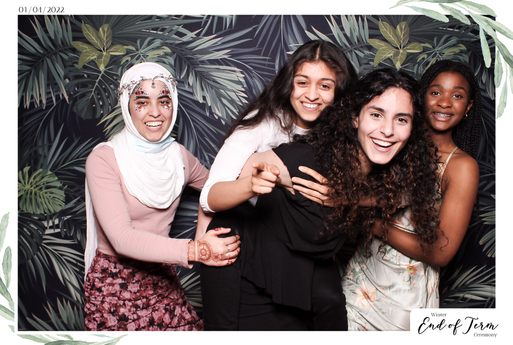 Winter End of Term Ceremony - Classic Open Booth | View more photos from the event at gallery.freshbooths.com/u/FreshBooths/Winter-End-of-Term-Ceremony-Classic-Open-Booth-0