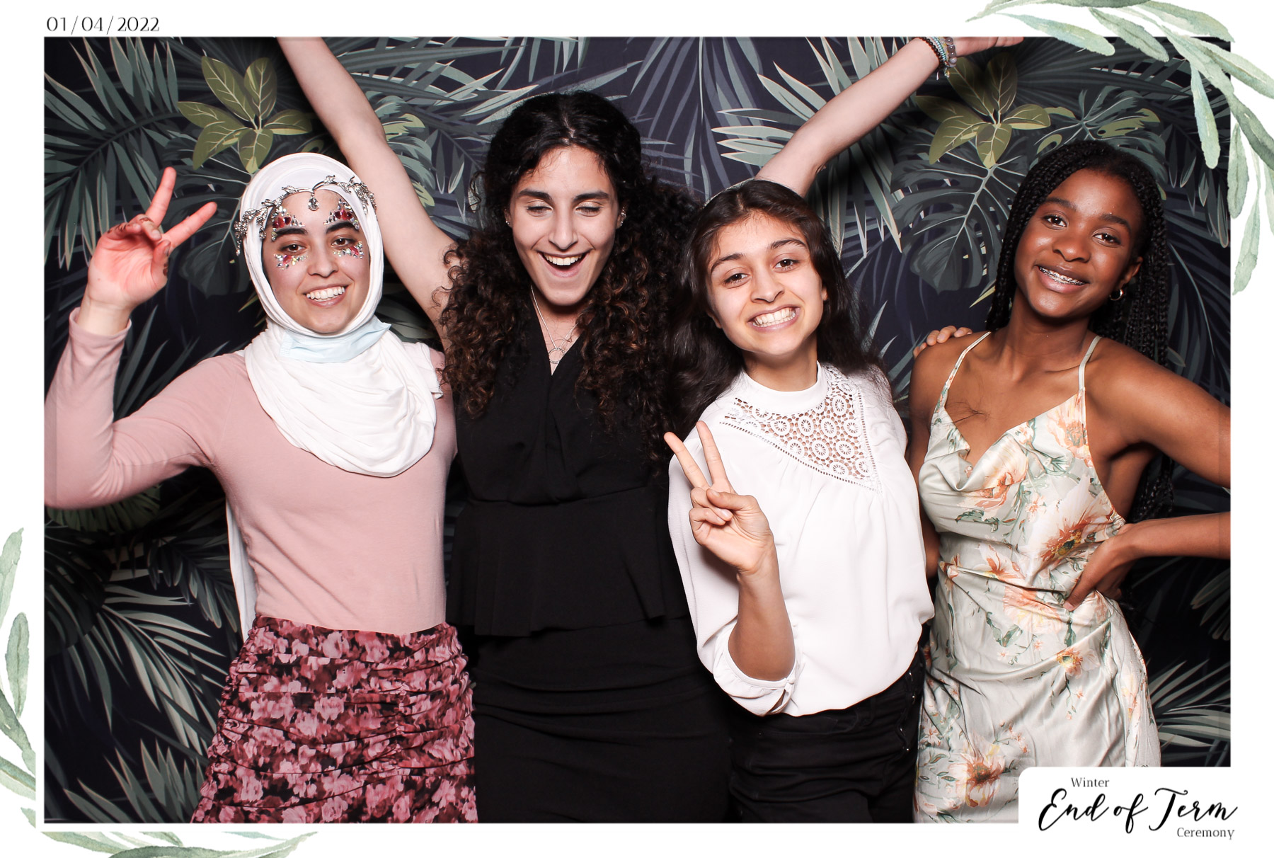 Winter End of Term Ceremony - Classic Open Booth | View more photos from the event at gallery.freshbooths.com/u/FreshBooths/Winter-End-of-Term-Ceremony-Classic-Open-Booth-0
