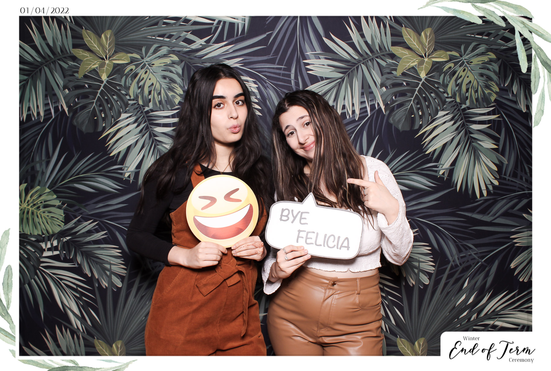 Winter End of Term Ceremony - Classic Open Booth | View more photos from the event at gallery.freshbooths.com/u/FreshBooths/Winter-End-of-Term-Ceremony-Classic-Open-Booth-0