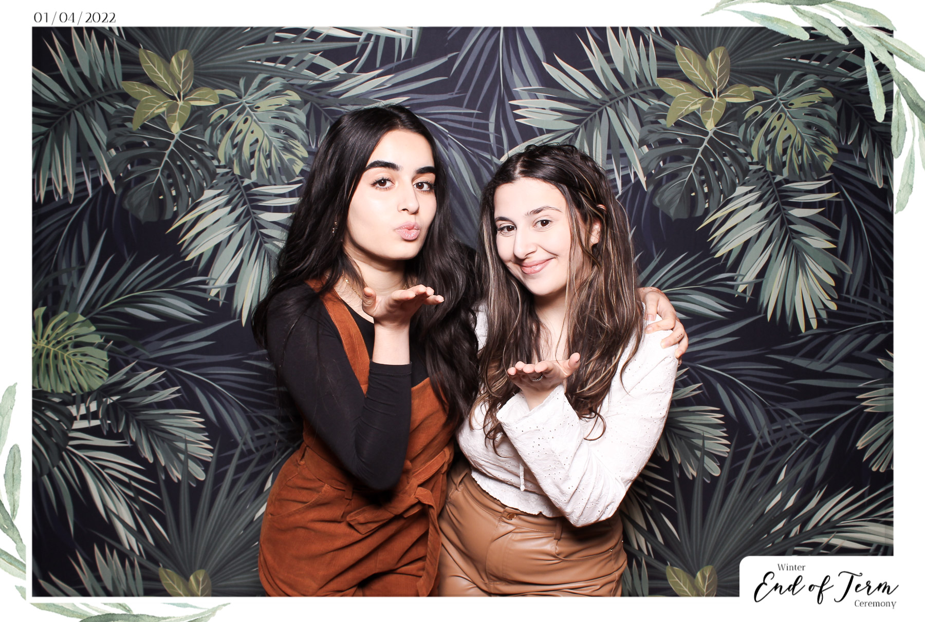 Winter End of Term Ceremony - Classic Open Booth | View more photos from the event at gallery.freshbooths.com/u/FreshBooths/Winter-End-of-Term-Ceremony-Classic-Open-Booth-0