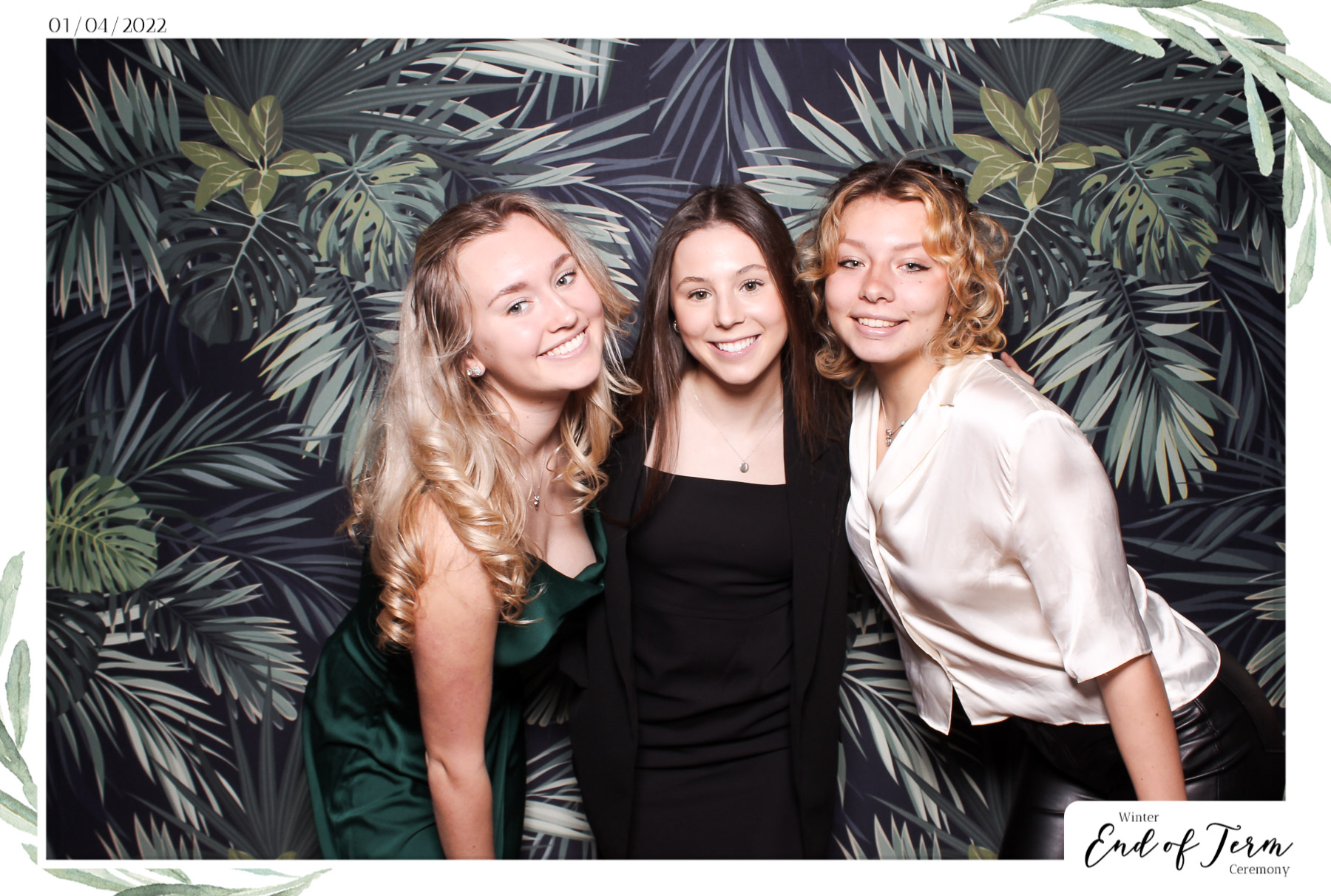 Winter End of Term Ceremony - Classic Open Booth | View more photos from the event at gallery.freshbooths.com/u/FreshBooths/Winter-End-of-Term-Ceremony-Classic-Open-Booth-0