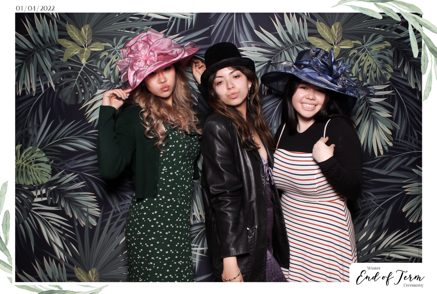 Winter End of Term Ceremony - Classic Open Booth | View more photos from the event at gallery.freshbooths.com/u/FreshBooths/Winter-End-of-Term-Ceremony-Classic-Open-Booth-0