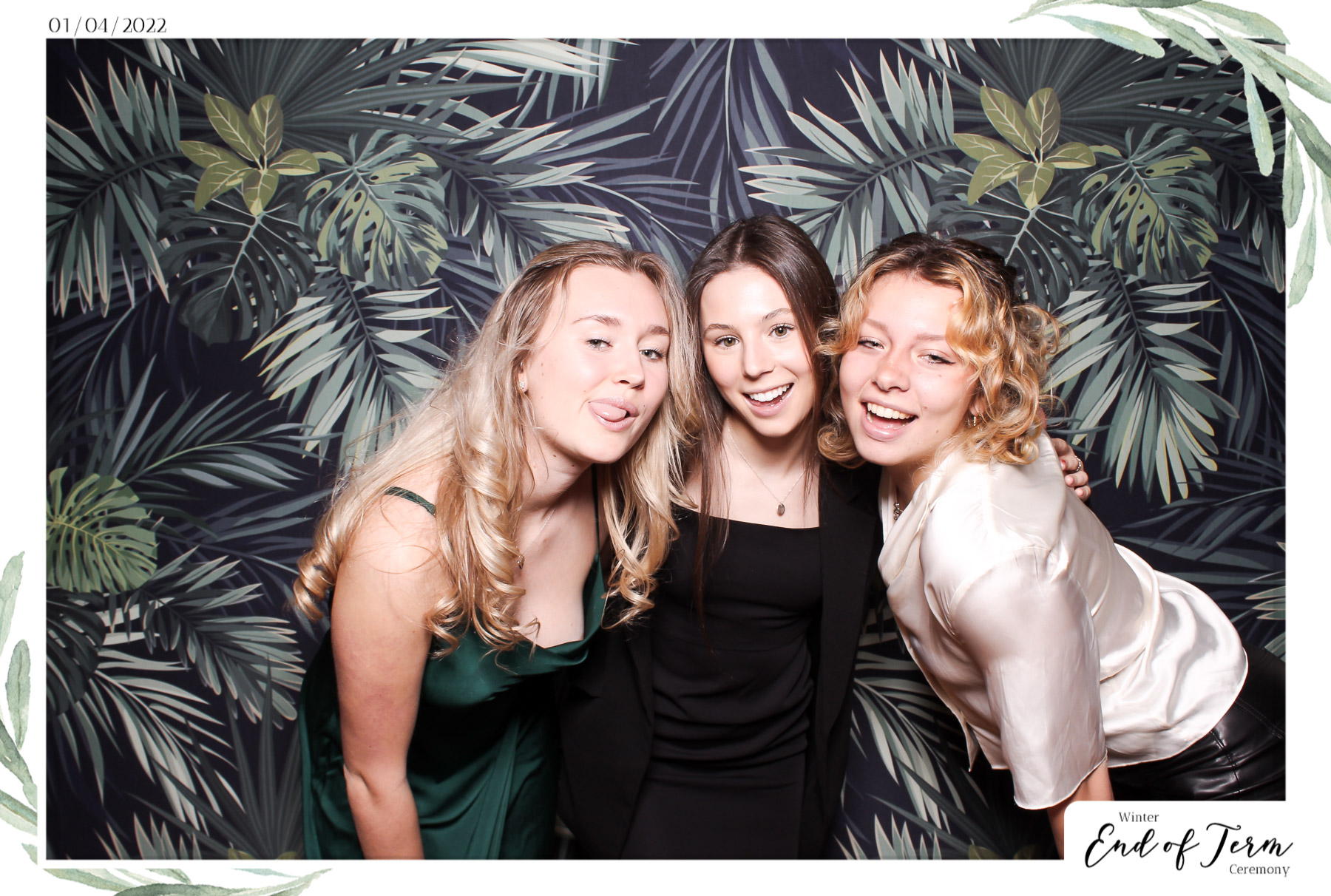 Winter End of Term Ceremony - Classic Open Booth | View more photos from the event at gallery.freshbooths.com/u/FreshBooths/Winter-End-of-Term-Ceremony-Classic-Open-Booth-0