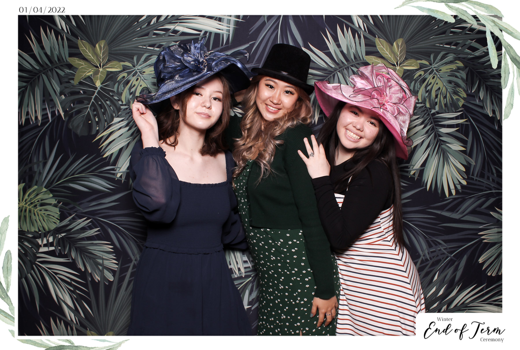 Winter End of Term Ceremony - Classic Open Booth | View more photos from the event at gallery.freshbooths.com/u/FreshBooths/Winter-End-of-Term-Ceremony-Classic-Open-Booth-0