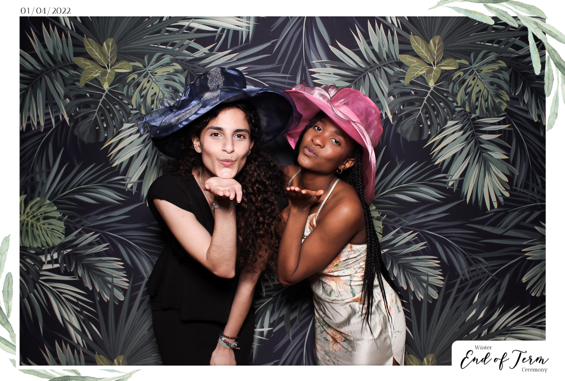 Winter End of Term Ceremony - Classic Open Booth | View more photos from the event at gallery.freshbooths.com/u/FreshBooths/Winter-End-of-Term-Ceremony-Classic-Open-Booth-0