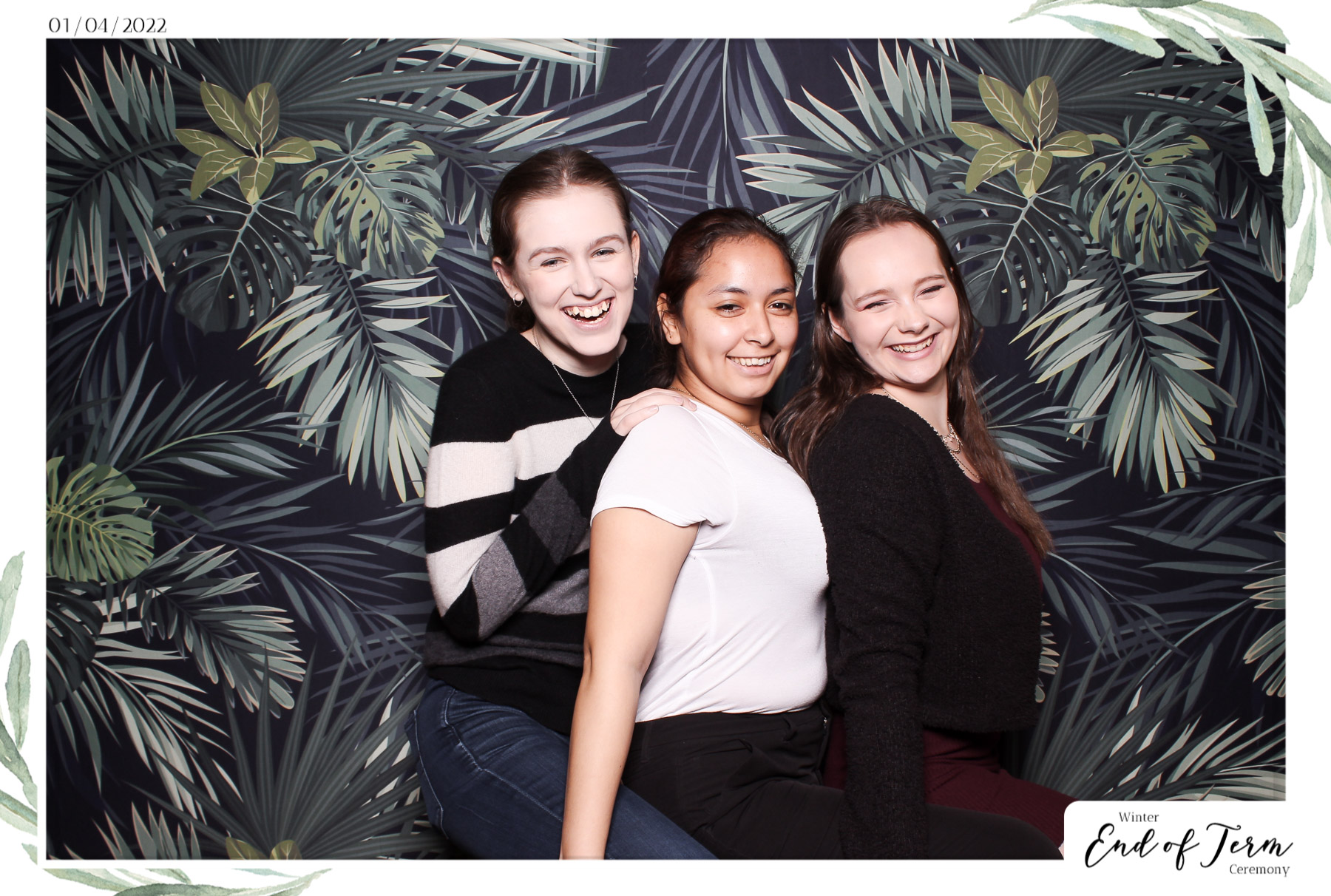 Winter End of Term Ceremony - Classic Open Booth | View more photos from the event at gallery.freshbooths.com/u/FreshBooths/Winter-End-of-Term-Ceremony-Classic-Open-Booth-0