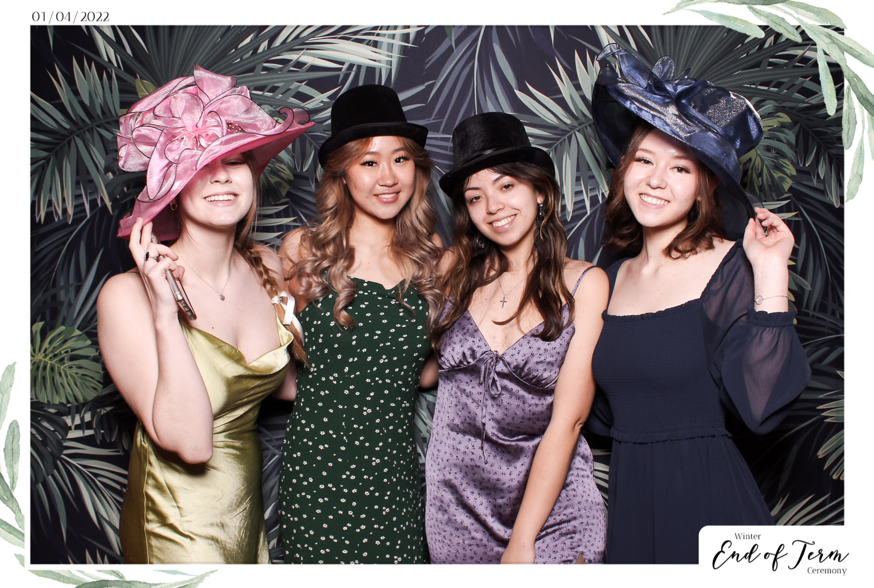 Winter End of Term Ceremony - Classic Open Booth | View more photos from the event at gallery.freshbooths.com/u/FreshBooths/Winter-End-of-Term-Ceremony-Classic-Open-Booth-0