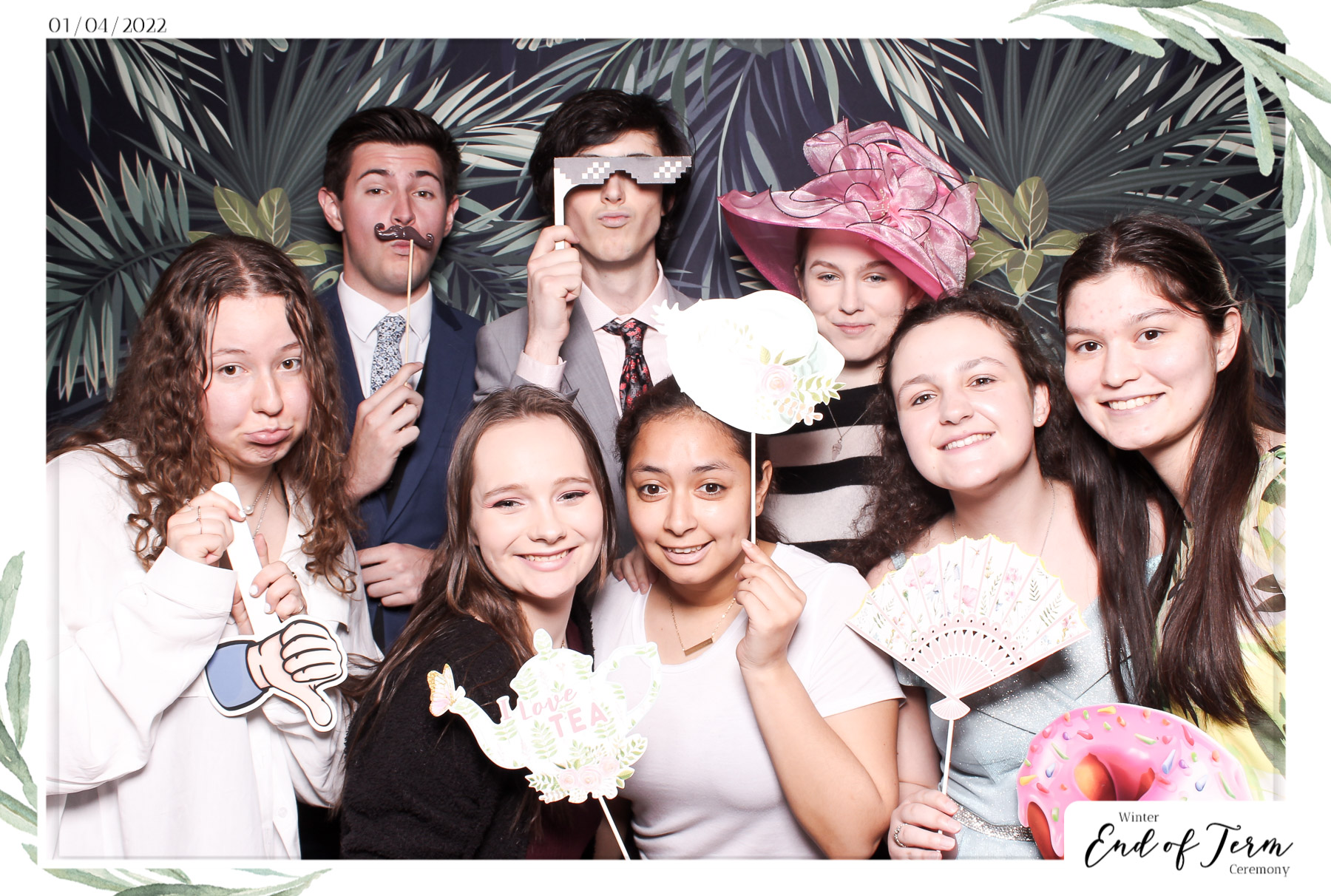 Winter End of Term Ceremony - Classic Open Booth | View more photos from the event at gallery.freshbooths.com/u/FreshBooths/Winter-End-of-Term-Ceremony-Classic-Open-Booth-0