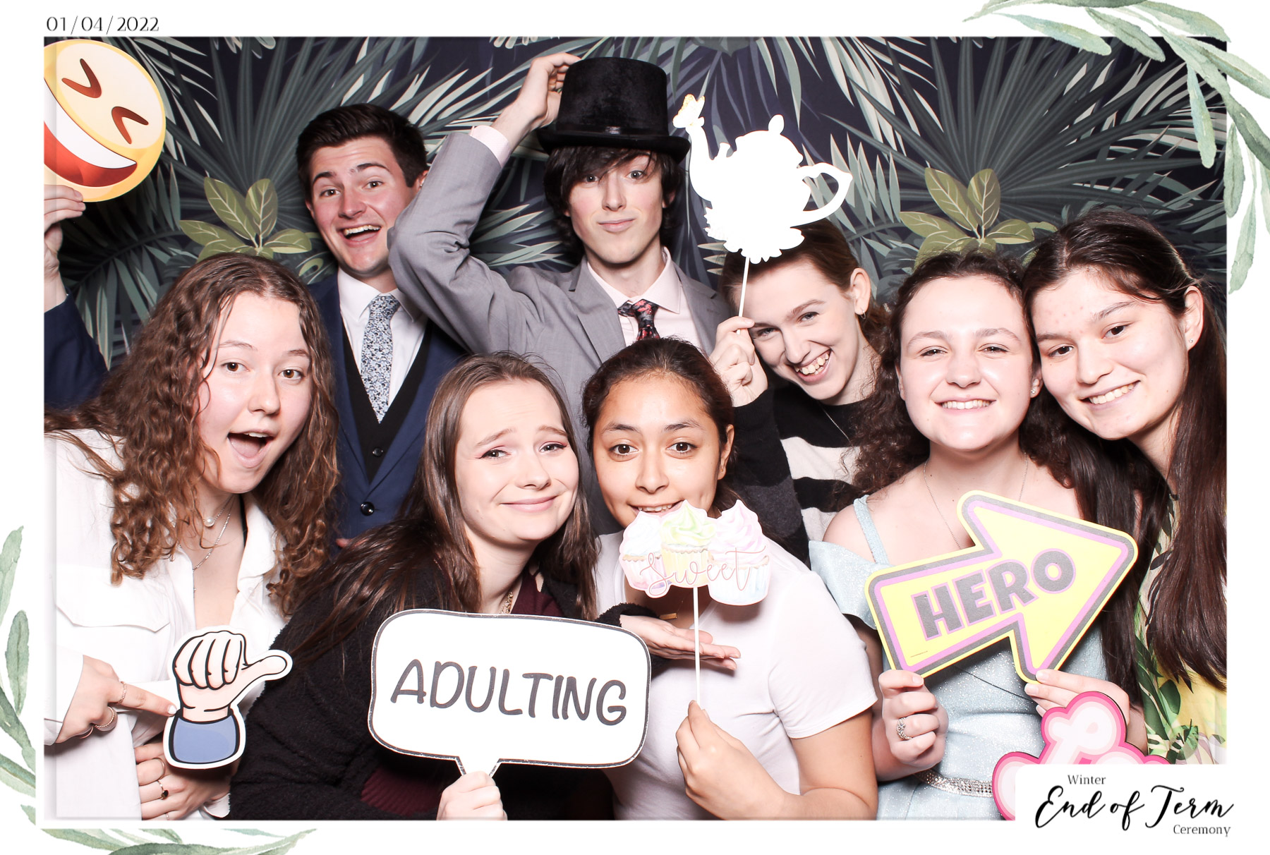 Winter End of Term Ceremony - Classic Open Booth | View more photos from the event at gallery.freshbooths.com/u/FreshBooths/Winter-End-of-Term-Ceremony-Classic-Open-Booth-0
