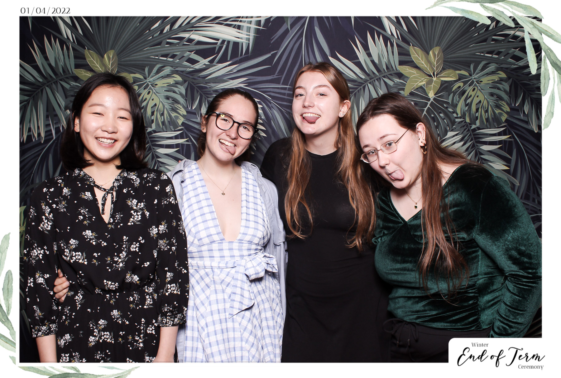 Winter End of Term Ceremony - Classic Open Booth | View more photos from the event at gallery.freshbooths.com/u/FreshBooths/Winter-End-of-Term-Ceremony-Classic-Open-Booth-0
