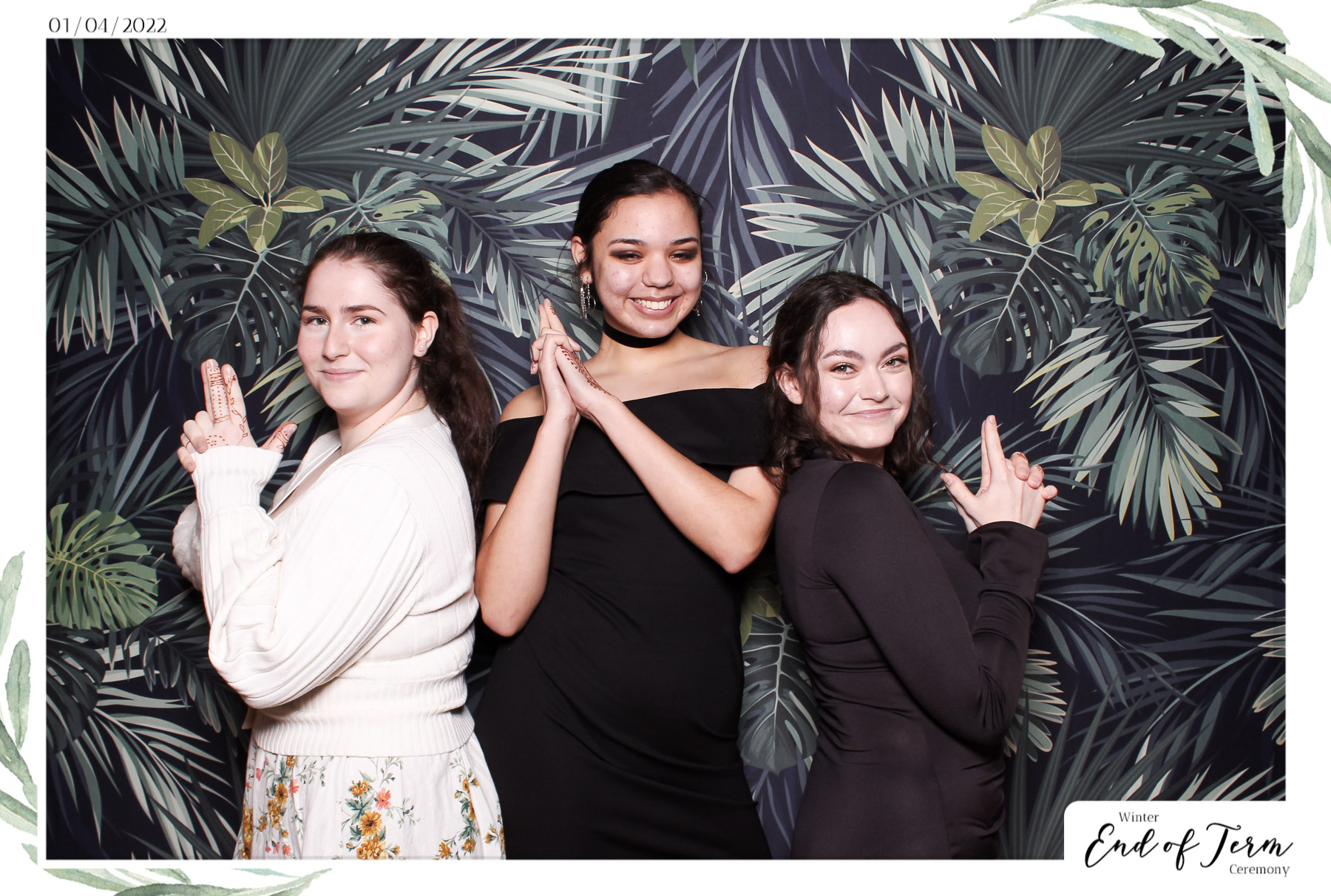 Winter End of Term Ceremony - Classic Open Booth | View more photos from the event at gallery.freshbooths.com/u/FreshBooths/Winter-End-of-Term-Ceremony-Classic-Open-Booth-0