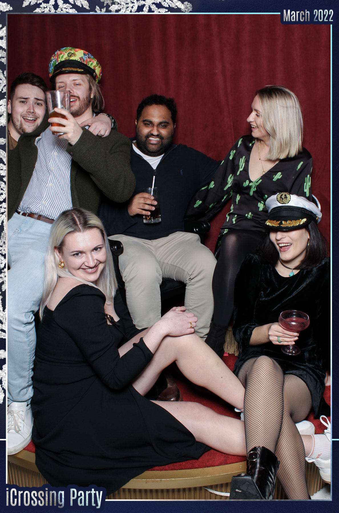 iCrossing Party - Mrs Riot | View more photos from the event at gallery.freshbooths.com/u/FreshBooths/iCrossing-Party-Mrs-Riot