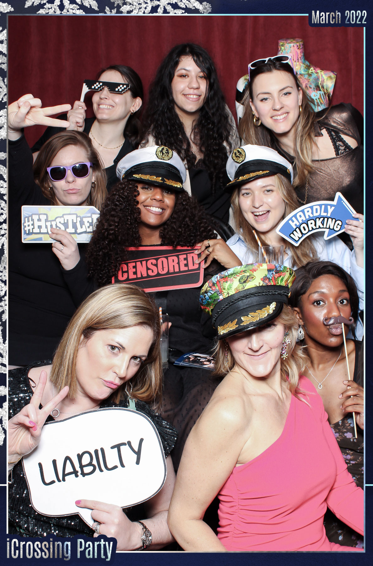 iCrossing Party - Mrs Riot | View more photos from the event at gallery.freshbooths.com/u/FreshBooths/iCrossing-Party-Mrs-Riot