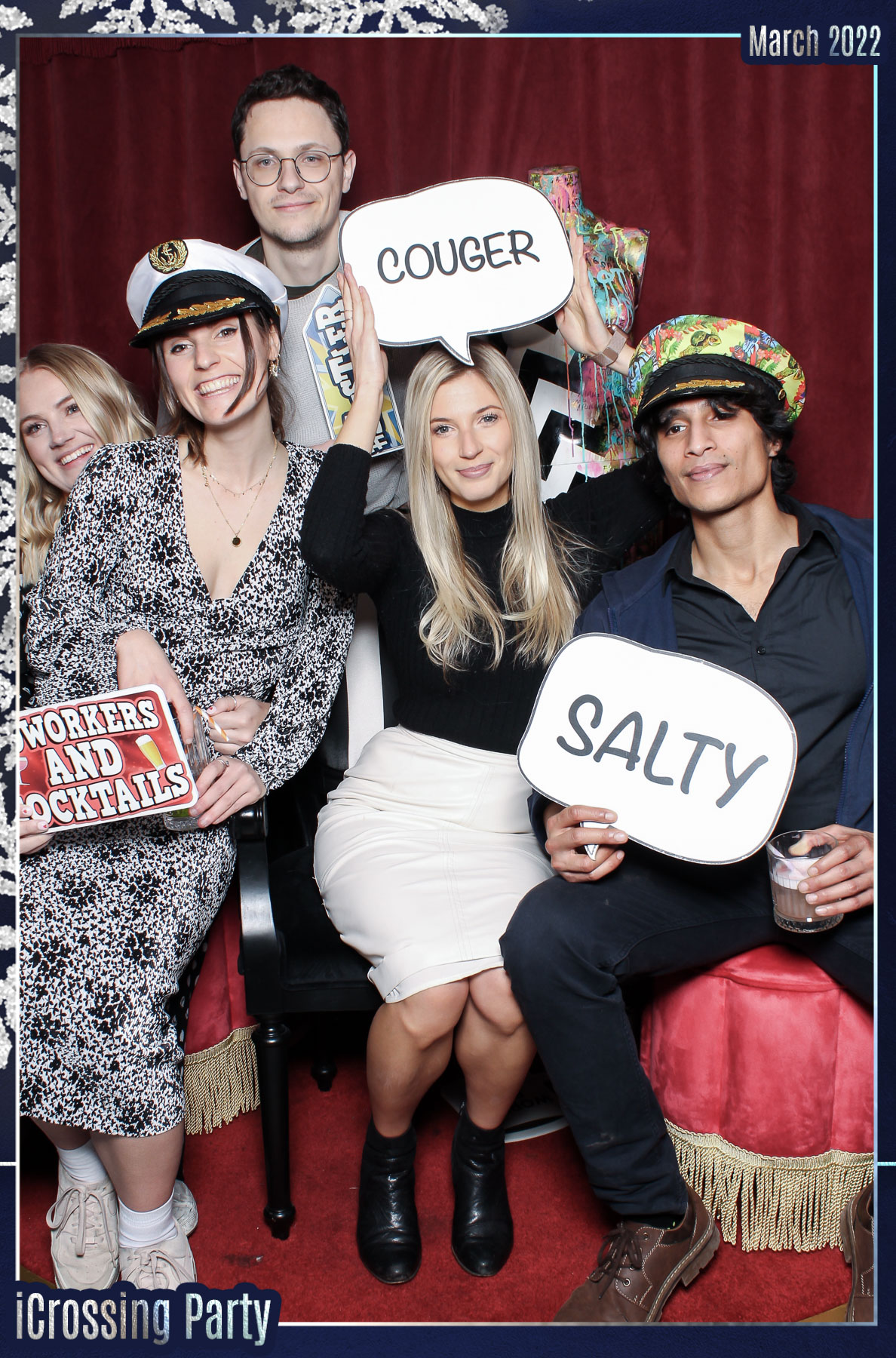 iCrossing Party - Mrs Riot | View more photos from the event at gallery.freshbooths.com/u/FreshBooths/iCrossing-Party-Mrs-Riot