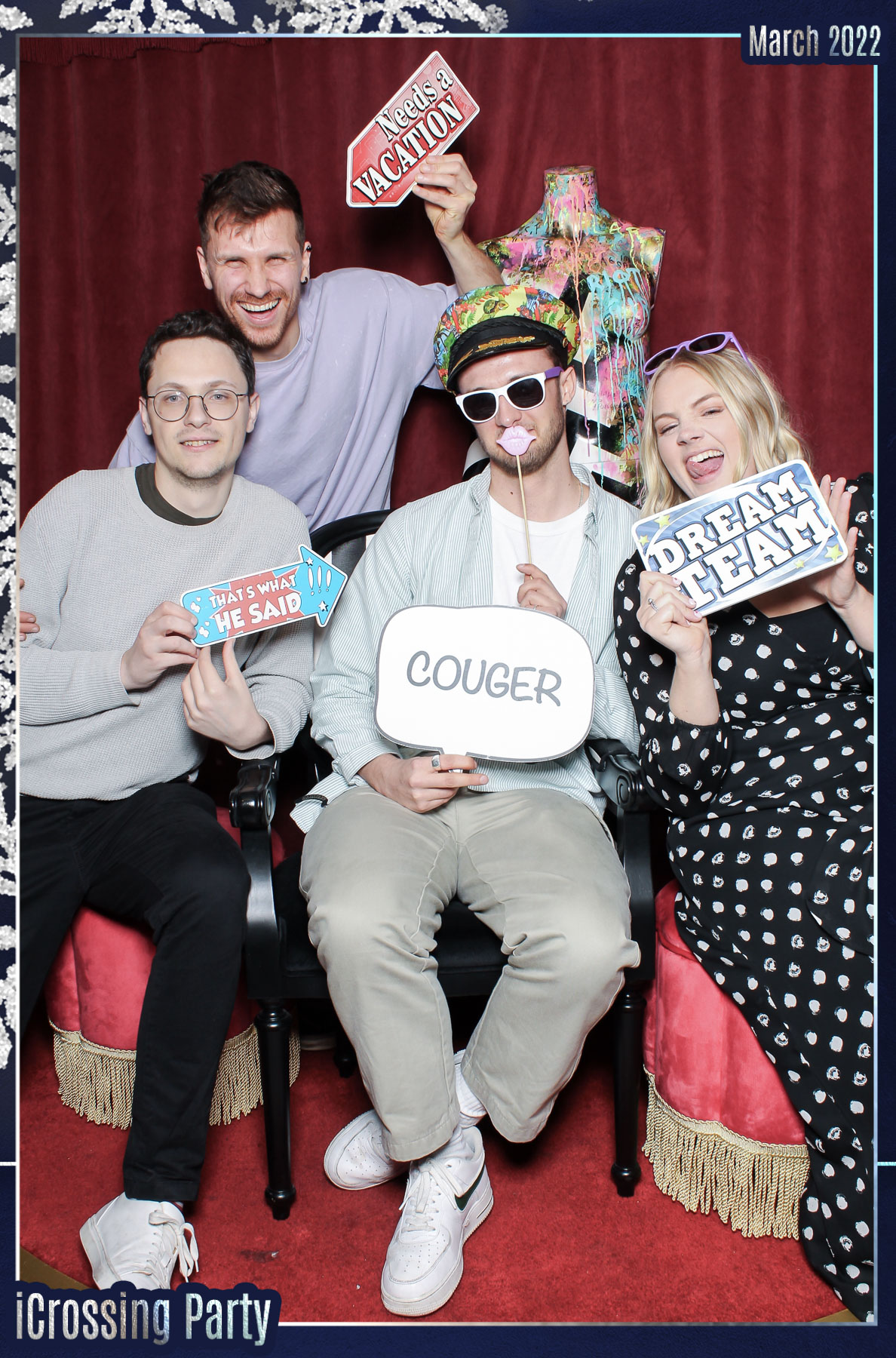 iCrossing Party - Mrs Riot | View more photos from the event at gallery.freshbooths.com/u/FreshBooths/iCrossing-Party-Mrs-Riot
