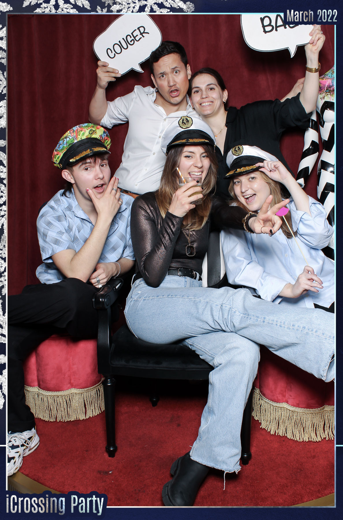 iCrossing Party - Mrs Riot | View more photos from the event at gallery.freshbooths.com/u/FreshBooths/iCrossing-Party-Mrs-Riot