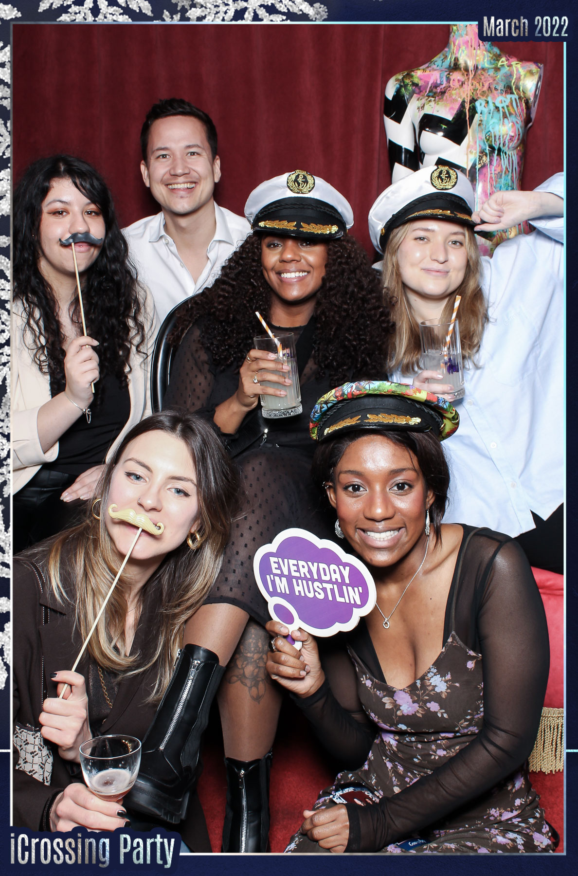 iCrossing Party - Mrs Riot | View more photos from the event at gallery.freshbooths.com/u/FreshBooths/iCrossing-Party-Mrs-Riot