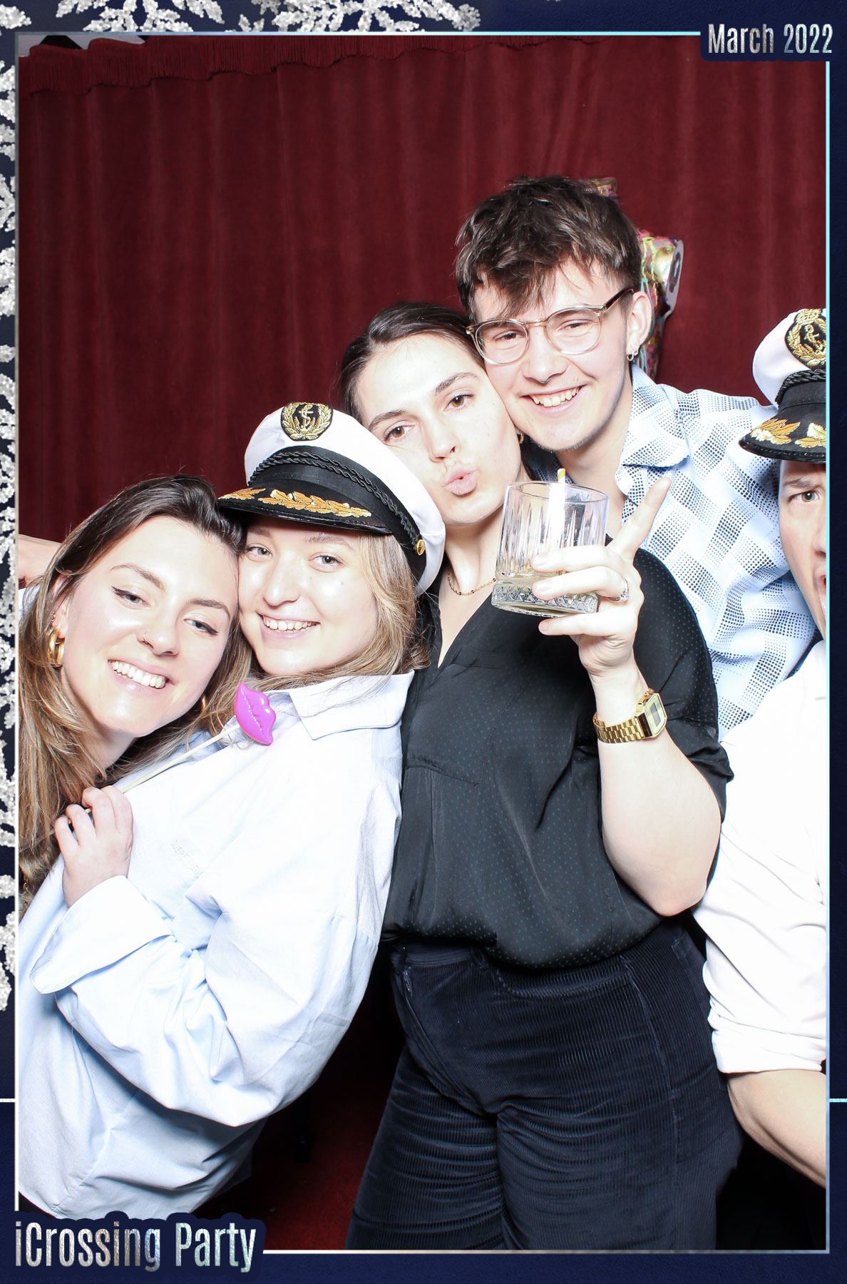 iCrossing Party - Mrs Riot | View more photos from the event at gallery.freshbooths.com/u/FreshBooths/iCrossing-Party-Mrs-Riot