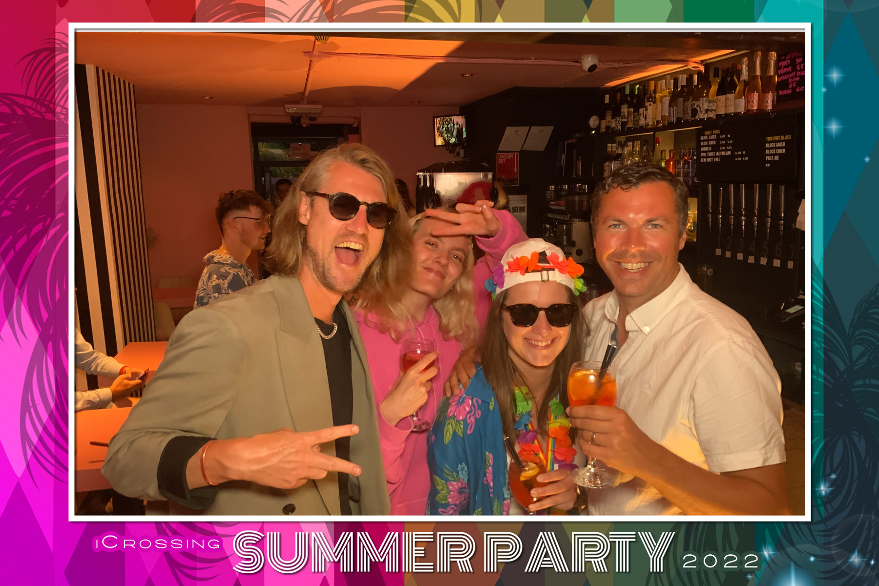 iCrossing Summer Party 2022 | View more photos from the event at gallery.freshbooths.com/u/FreshBooths/iCrossing-Summer-Party-2022