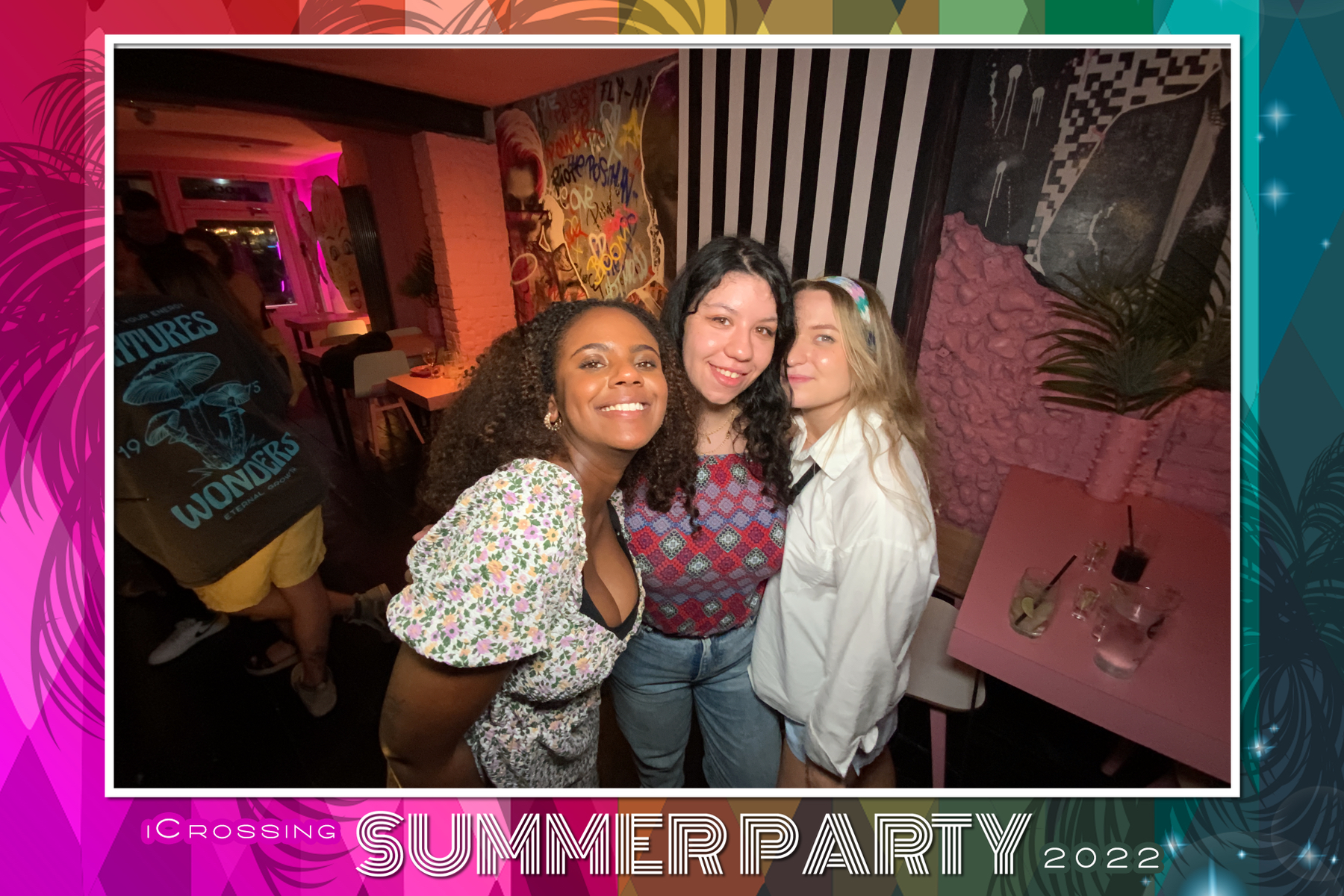iCrossing Summer Party 2022 | View more photos from the event at gallery.freshbooths.com/u/FreshBooths/iCrossing-Summer-Party-2022