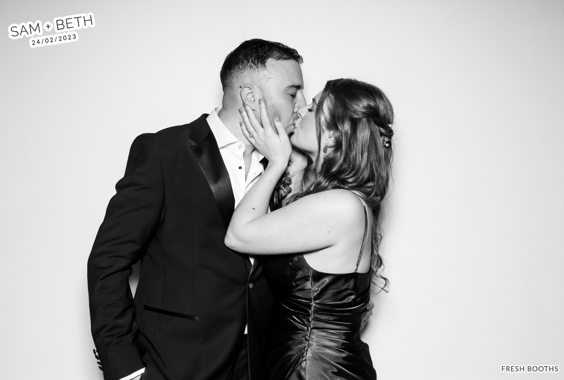 Beth & Sam - Kardashian Booth | View more photos from the event at gallery.freshbooths.com/u/FreshBooths/Beth-Sam-Kardashian-Booth