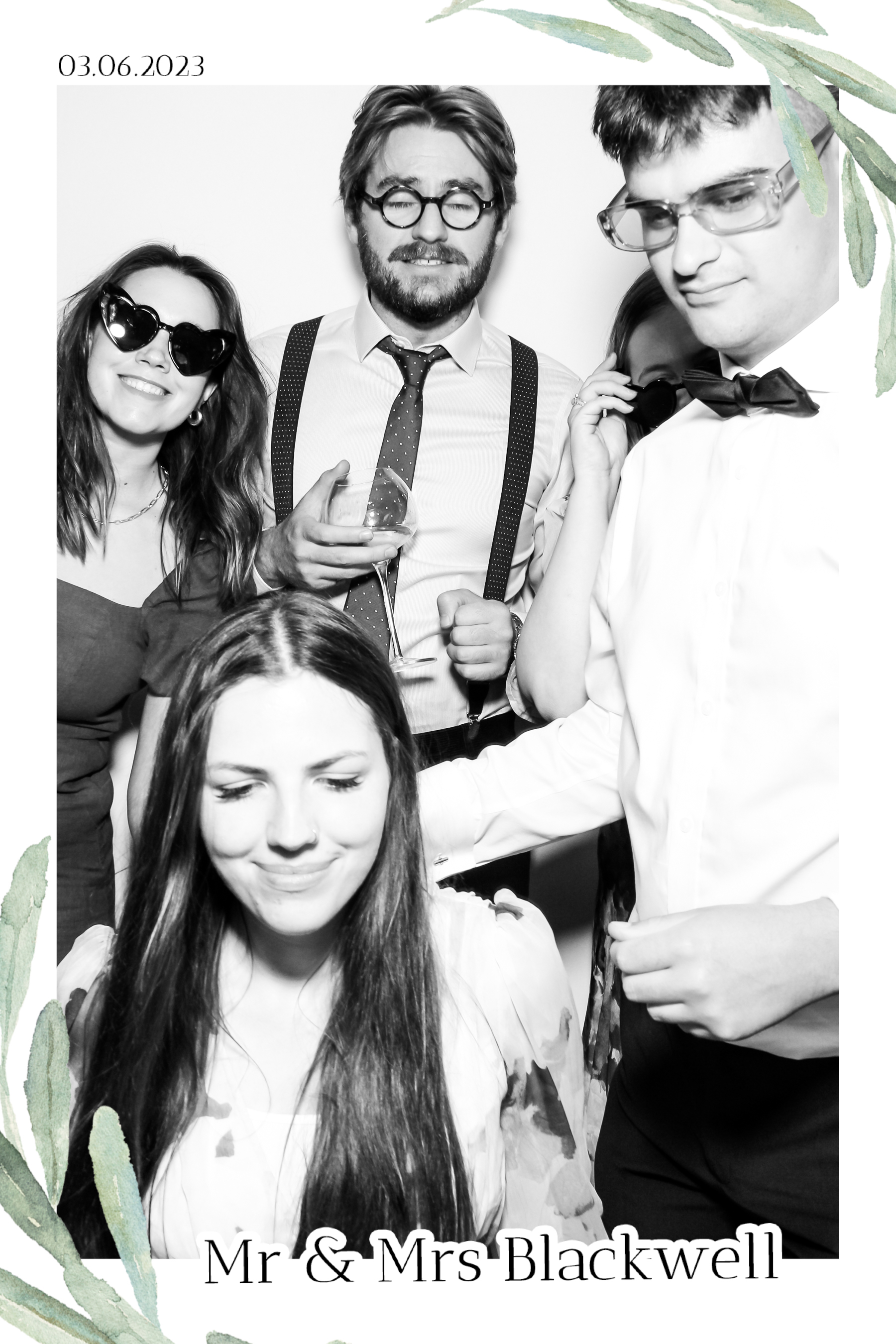 Blackwell Wedding - B&W Beauty Mirror | View more photos from the event at gallery.freshbooths.com/u/FreshBooths/Blackwell-Wedding-BW-Beauty-Mirror