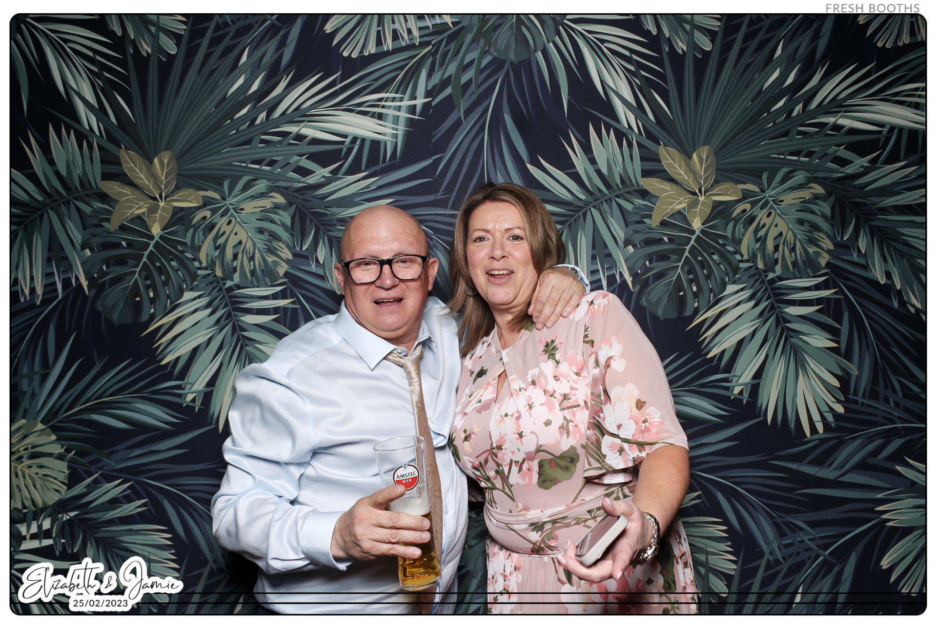 Elizabeth & Jamie - Classic Open Booth | View more photos from the event at gallery.freshbooths.com/u/FreshBooths/Elizabeth-Jamie-Classic-Open-Booth