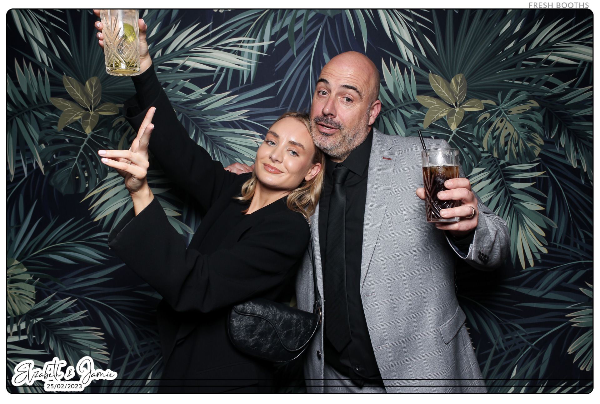 Elizabeth & Jamie - Classic Open Booth | View more photos from the event at gallery.freshbooths.com/u/FreshBooths/Elizabeth-Jamie-Classic-Open-Booth